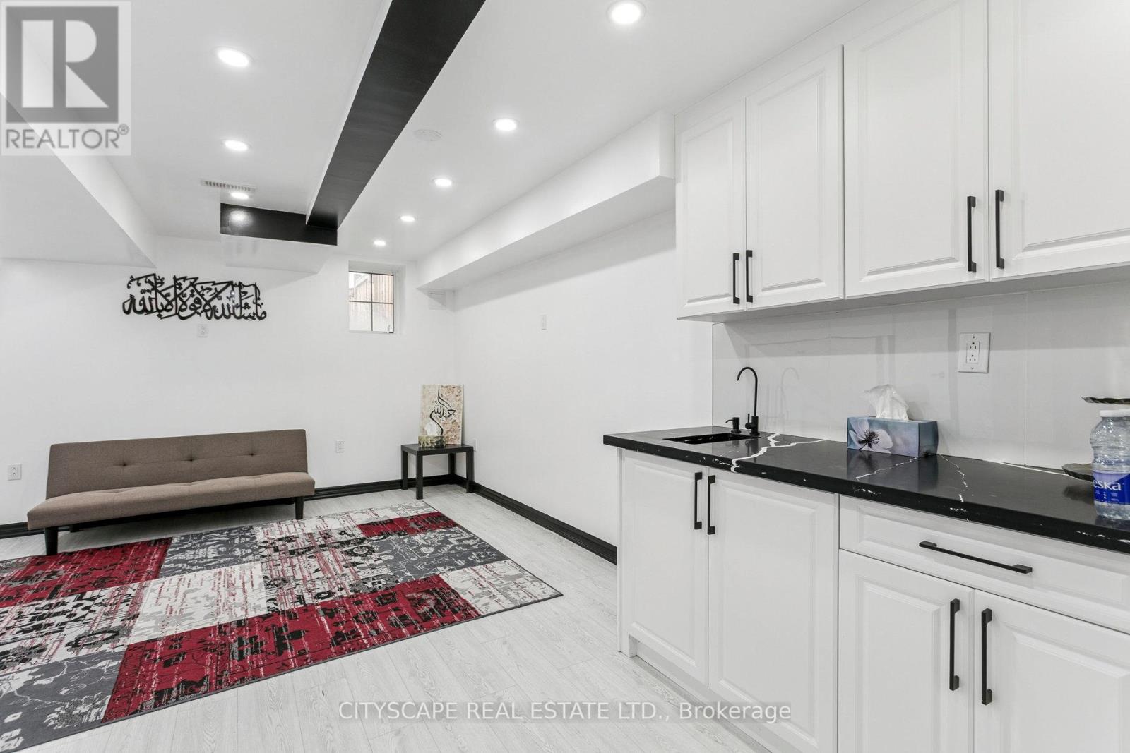 72 Finegan Circle, Brampton, Ontario  L7A 4Z8 - Photo 37 - W12496482