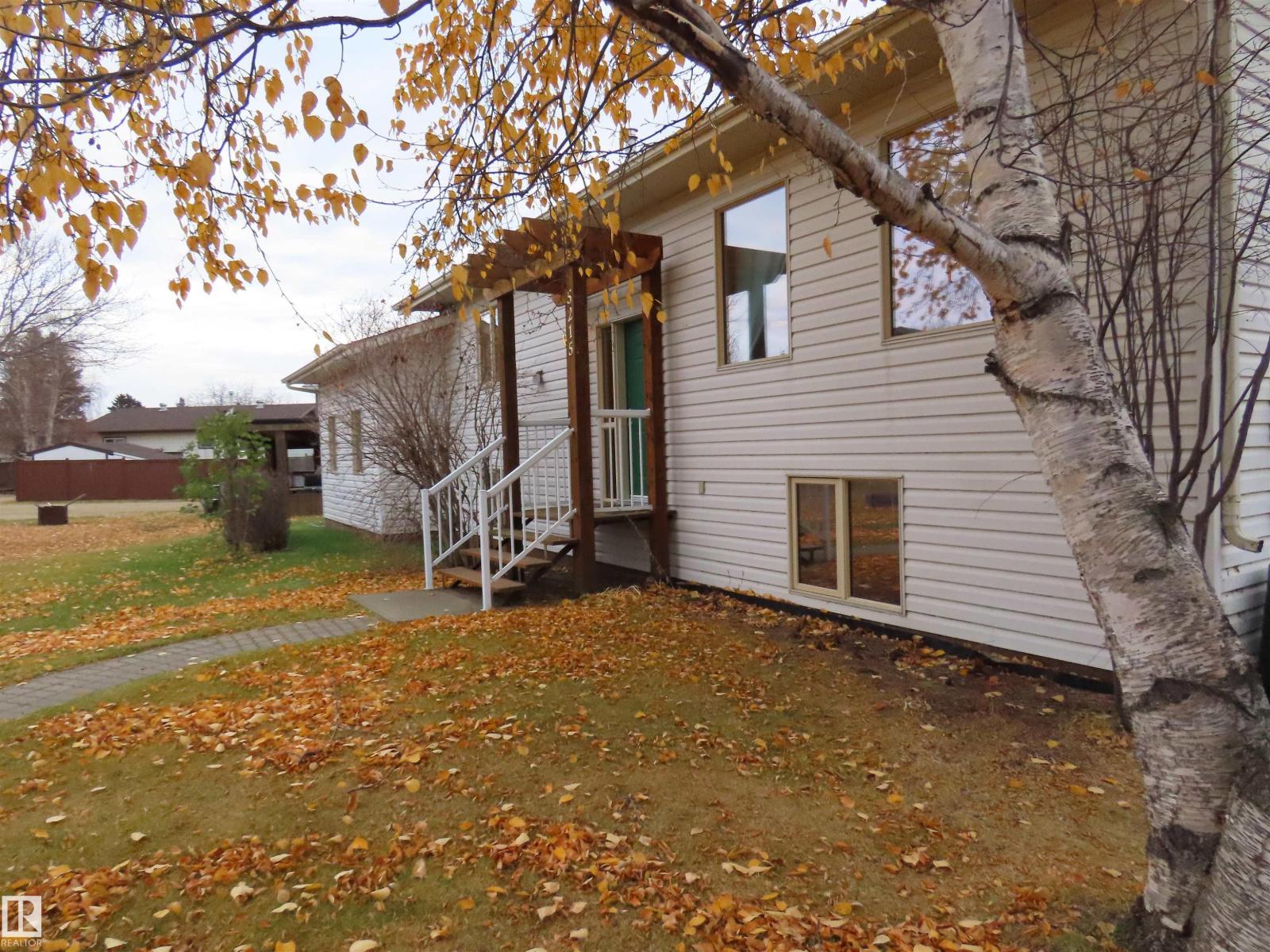 5215 49 AV, Onoway, Alberta