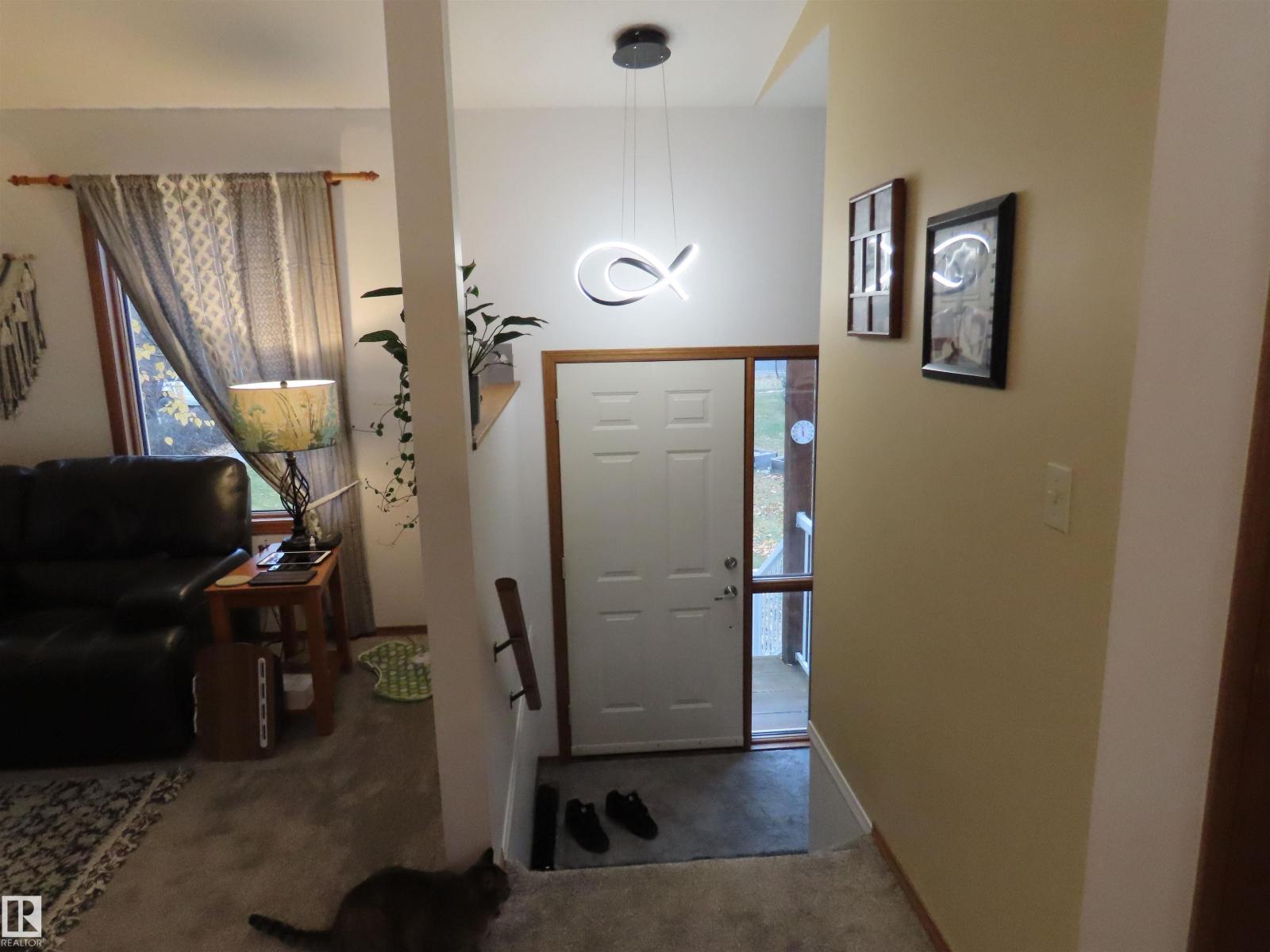 5215 49 Av, Onoway, Alberta  T0E 1V0 - Photo 11 - E4464223