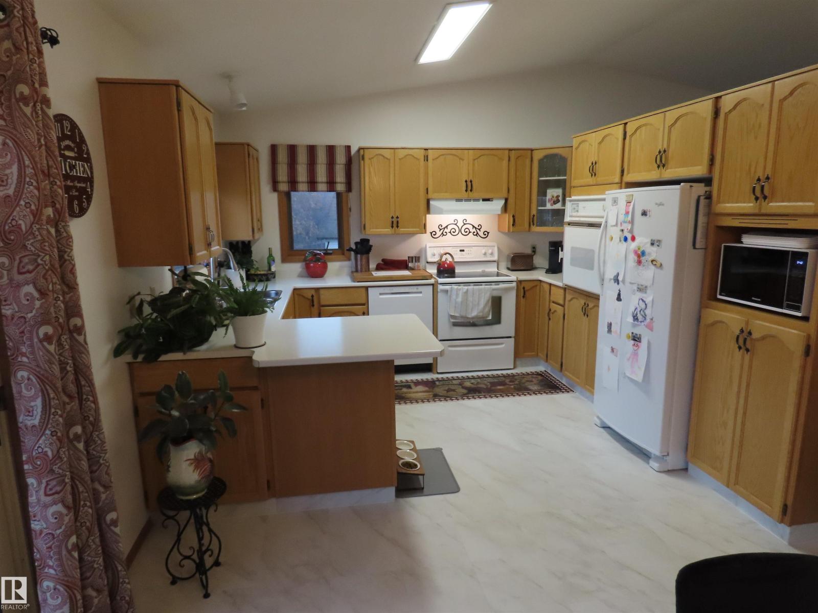 5215 49 Av, Onoway, Alberta  T0E 1V0 - Photo 15 - E4464223