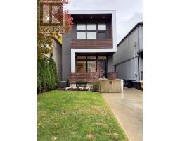 65 HARSHAW AVENUE, Toronto, Ontario