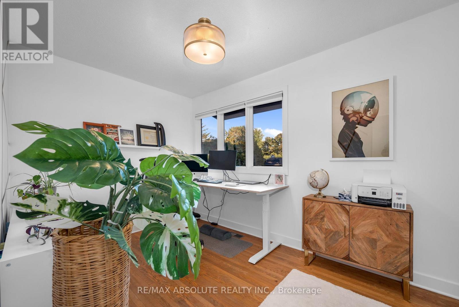 22 Inuvik Crescent, Ottawa, Ontario  K2L 1A2 - Photo 28 - X12496530