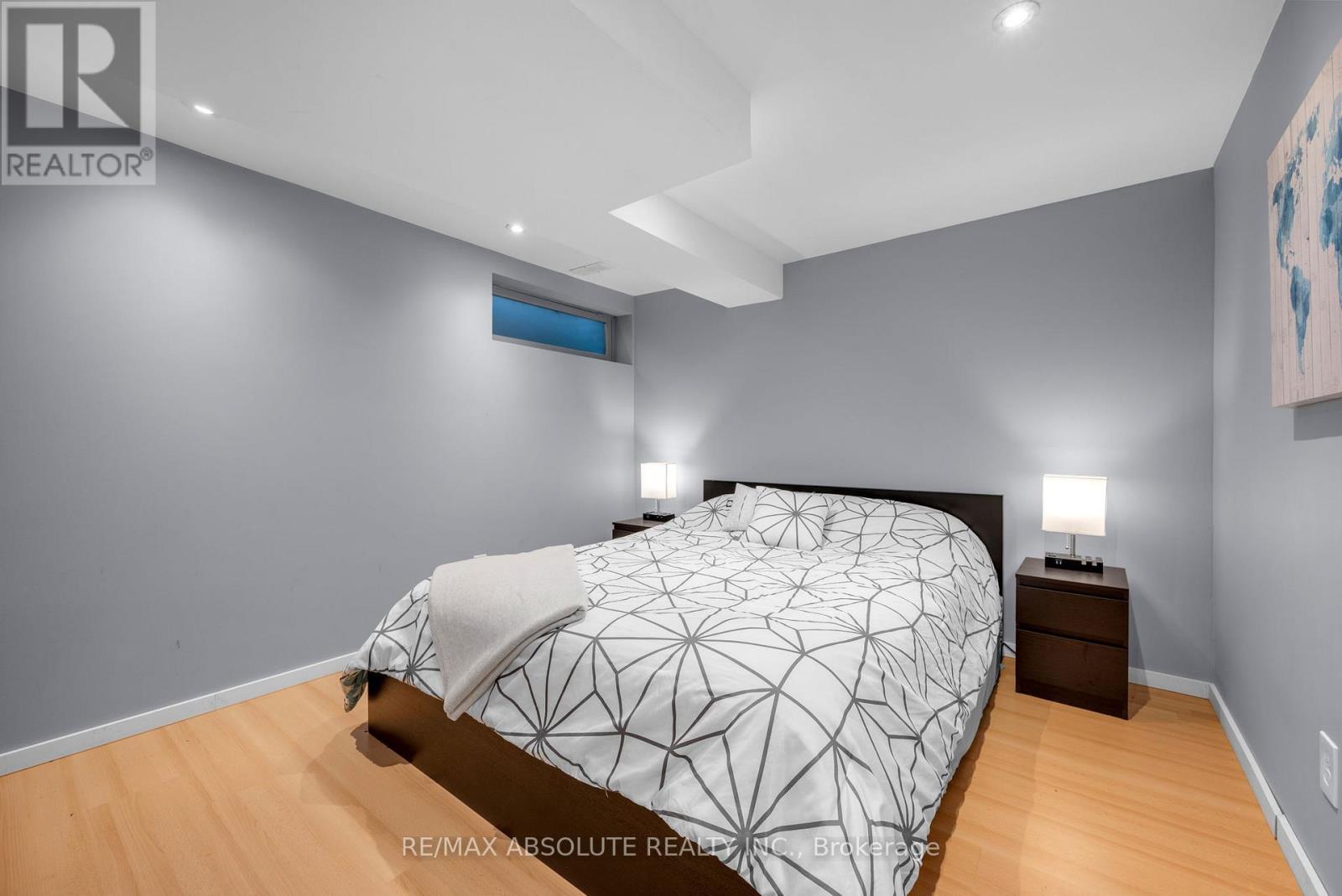 22 Inuvik Crescent, Ottawa, Ontario  K2L 1A2 - Photo 38 - X12496530