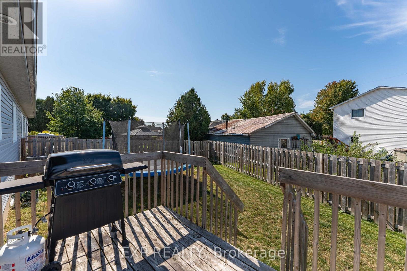 11 Place Madeleine Place, The Nation, Ontario  K0C 2B0 - Photo 41 - X12496536