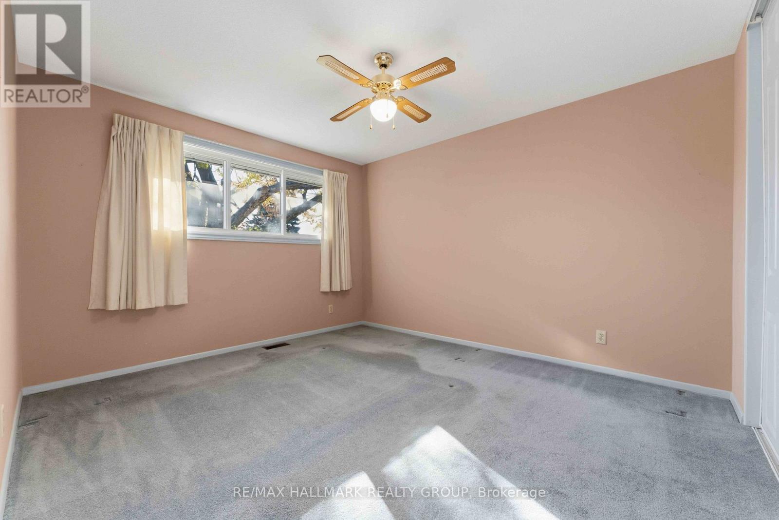 1886 Elmridge Drive, Ottawa, Ontario  K1J 6R7 - Photo 28 - X12496610