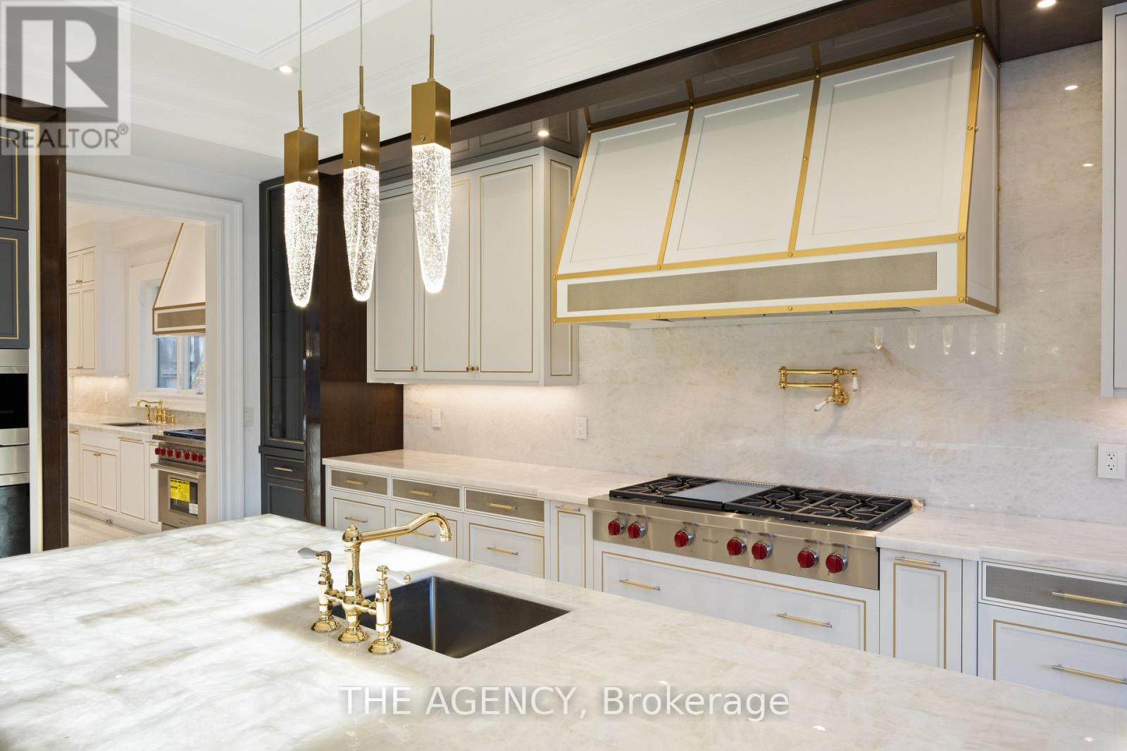 100 Bayview Ridge, Toronto (Bridle Path-Sunnybrook-York Mills), Ontario  M2L 1E6 - Photo 10 - C12487614