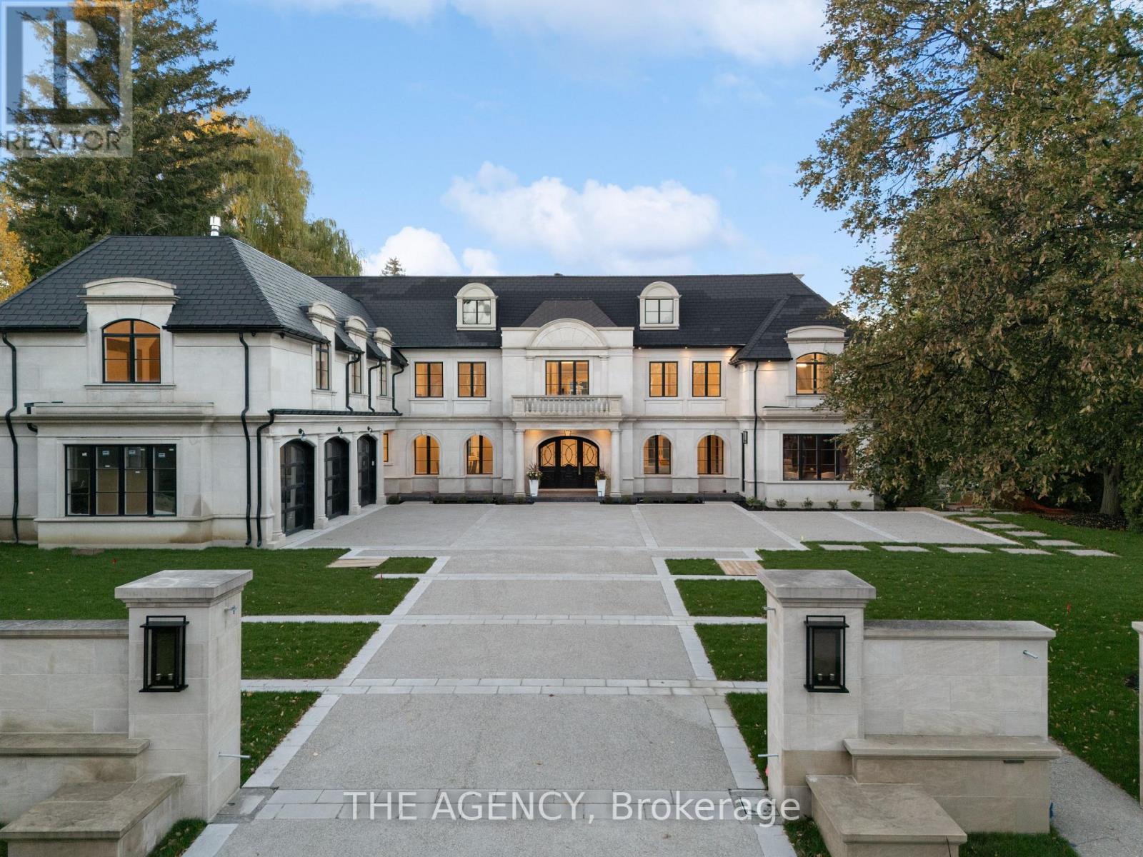 100 Bayview Ridge, Toronto (Bridle Path-Sunnybrook-York Mills), Ontario  M2L 1E6 - Photo 3 - C12487614