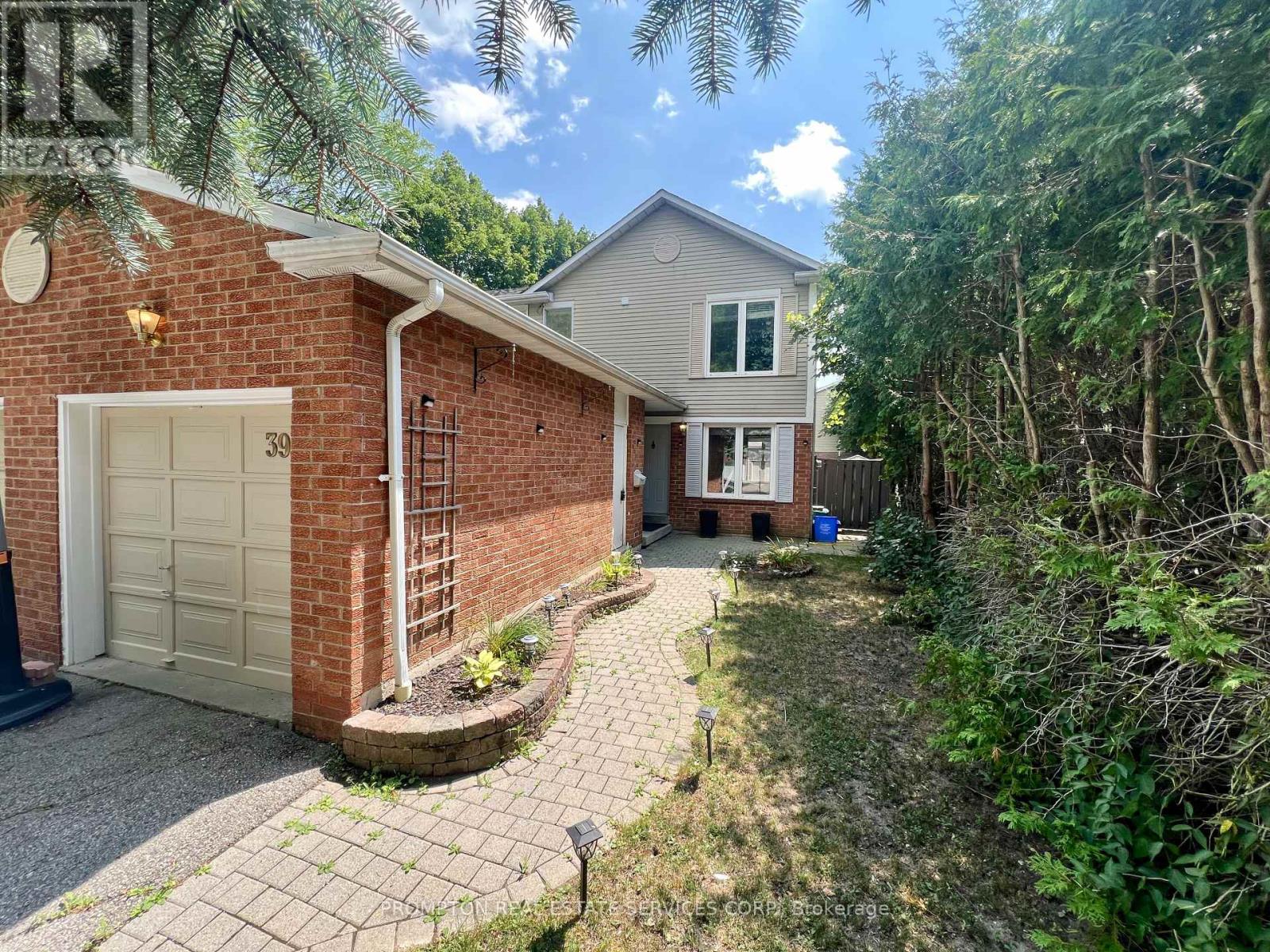 39 Frost Drive, Whitby (Lynde Creek), Ontario  L1P 1C8 - Photo 14 - E12496006