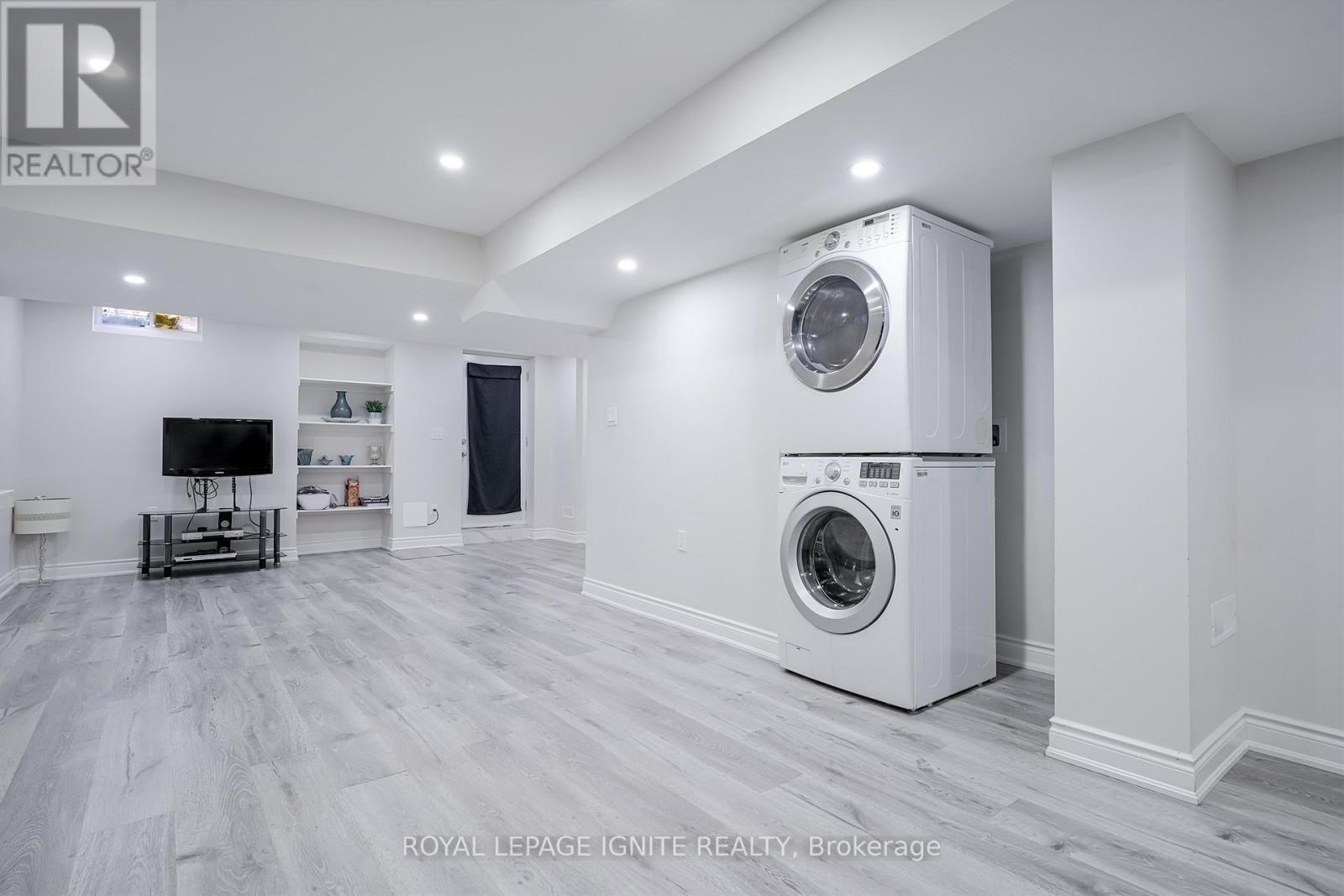 Bsmt - 1257 Roper Drive, Milton, Ontario  L9T 6E6 - Photo 10 - W12488990