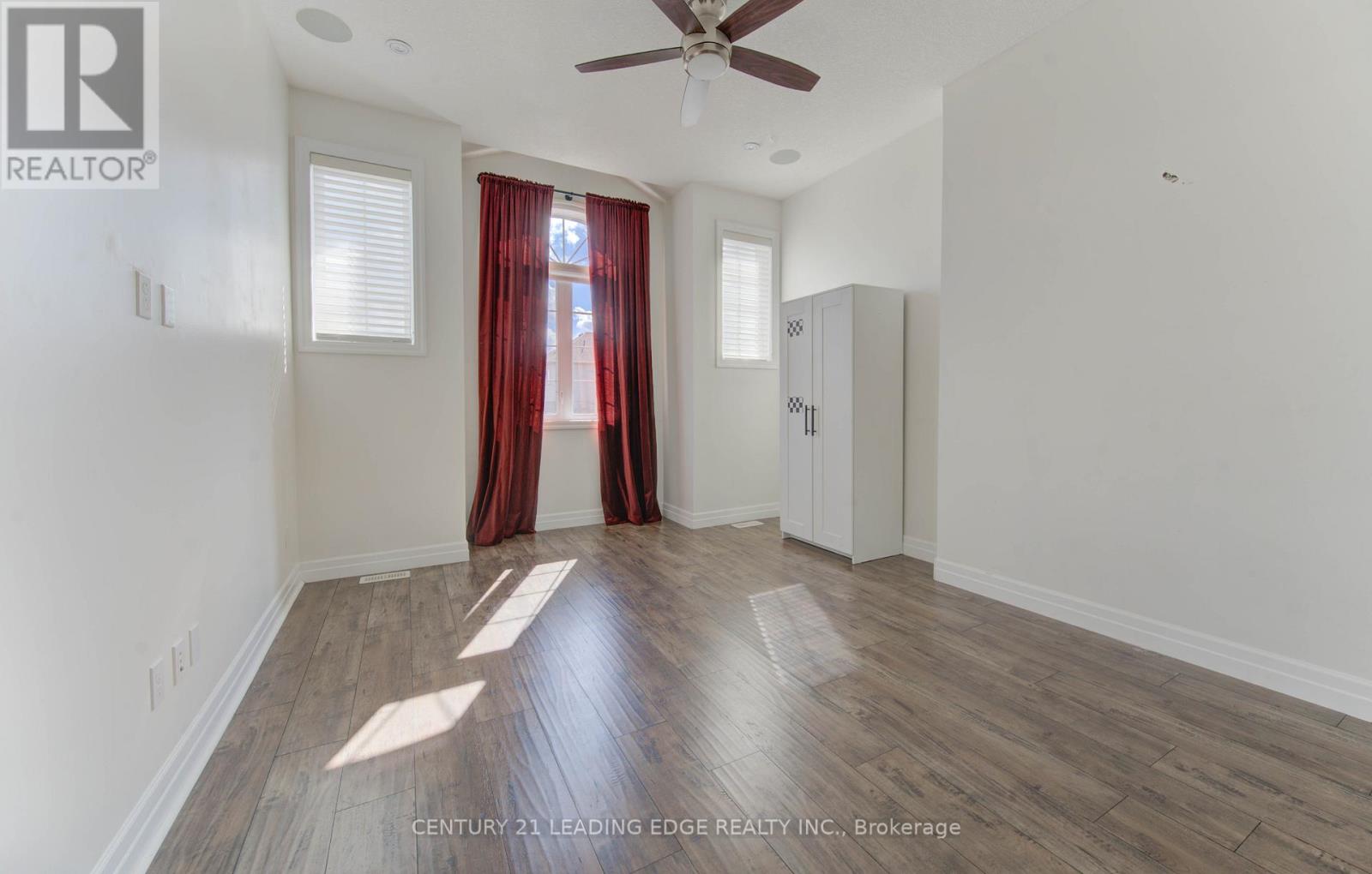 277 Watervale Crescent, Kitchener, Ontario  N2A 0G7 - Photo 18 - X12454833