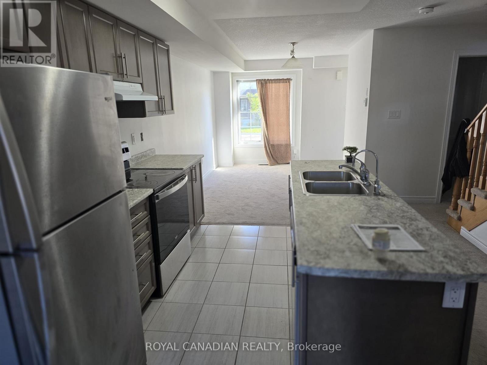 764 Linden Drive, Cambridge, Ontario  N3H 0E3 - Photo 5 - X12447908