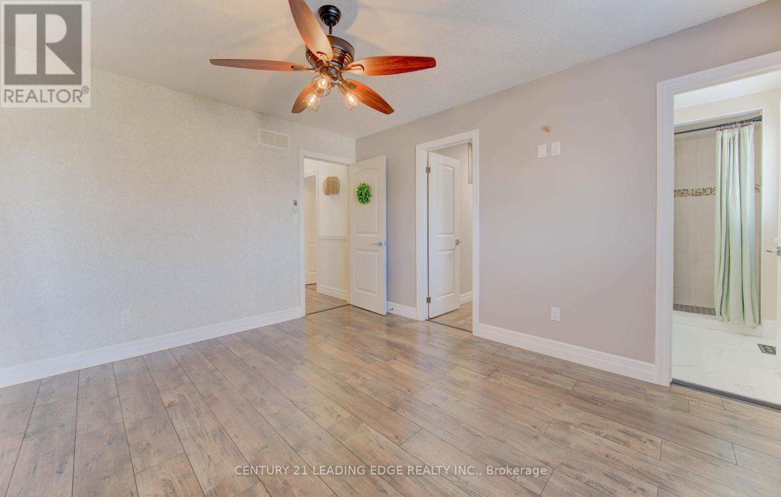 277 Watervale Crescent, Kitchener, Ontario  N2A 0G7 - Photo 13 - X12454833