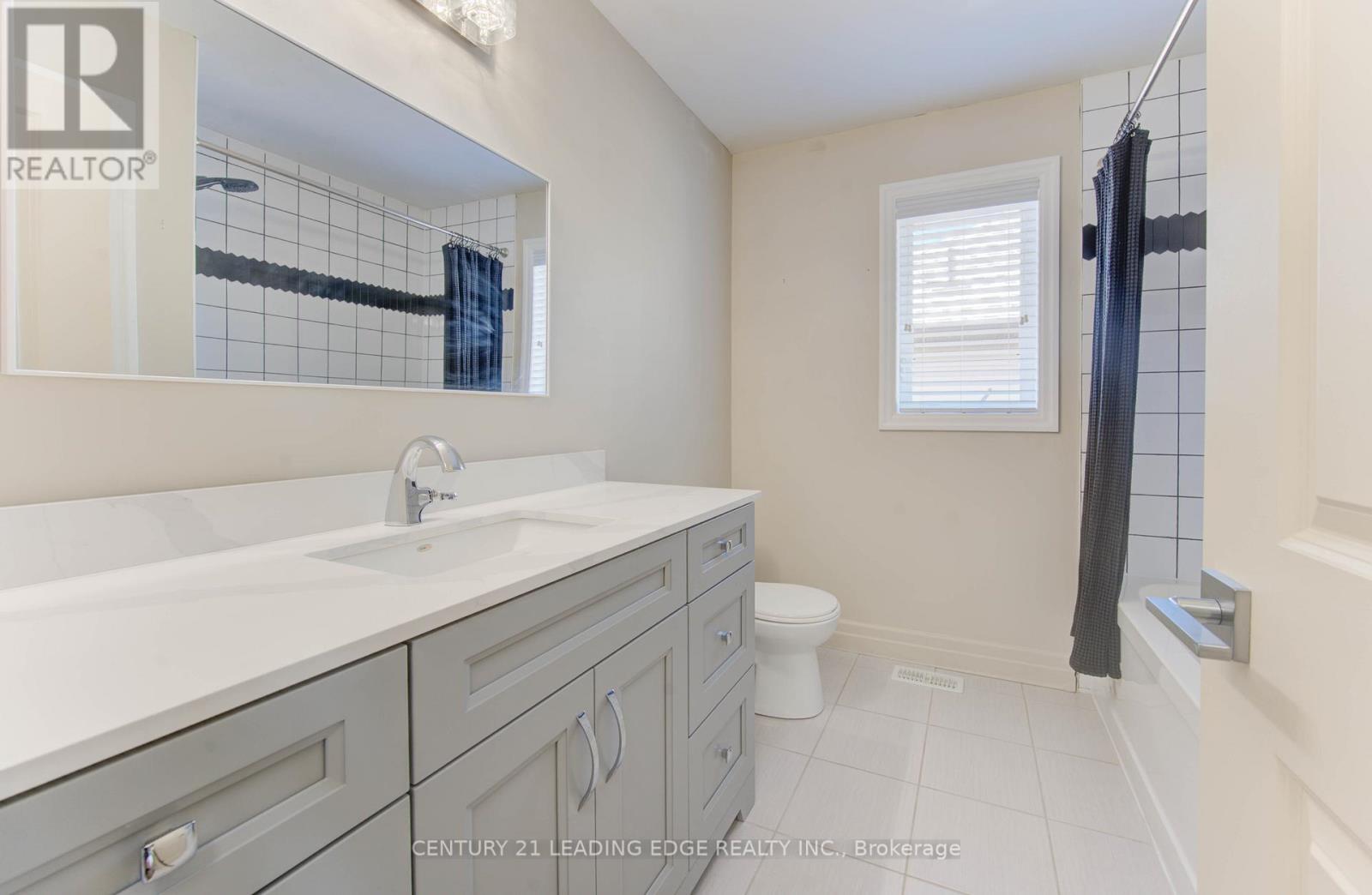 277 Watervale Crescent, Kitchener, Ontario  N2A 0G7 - Photo 28 - X12454833