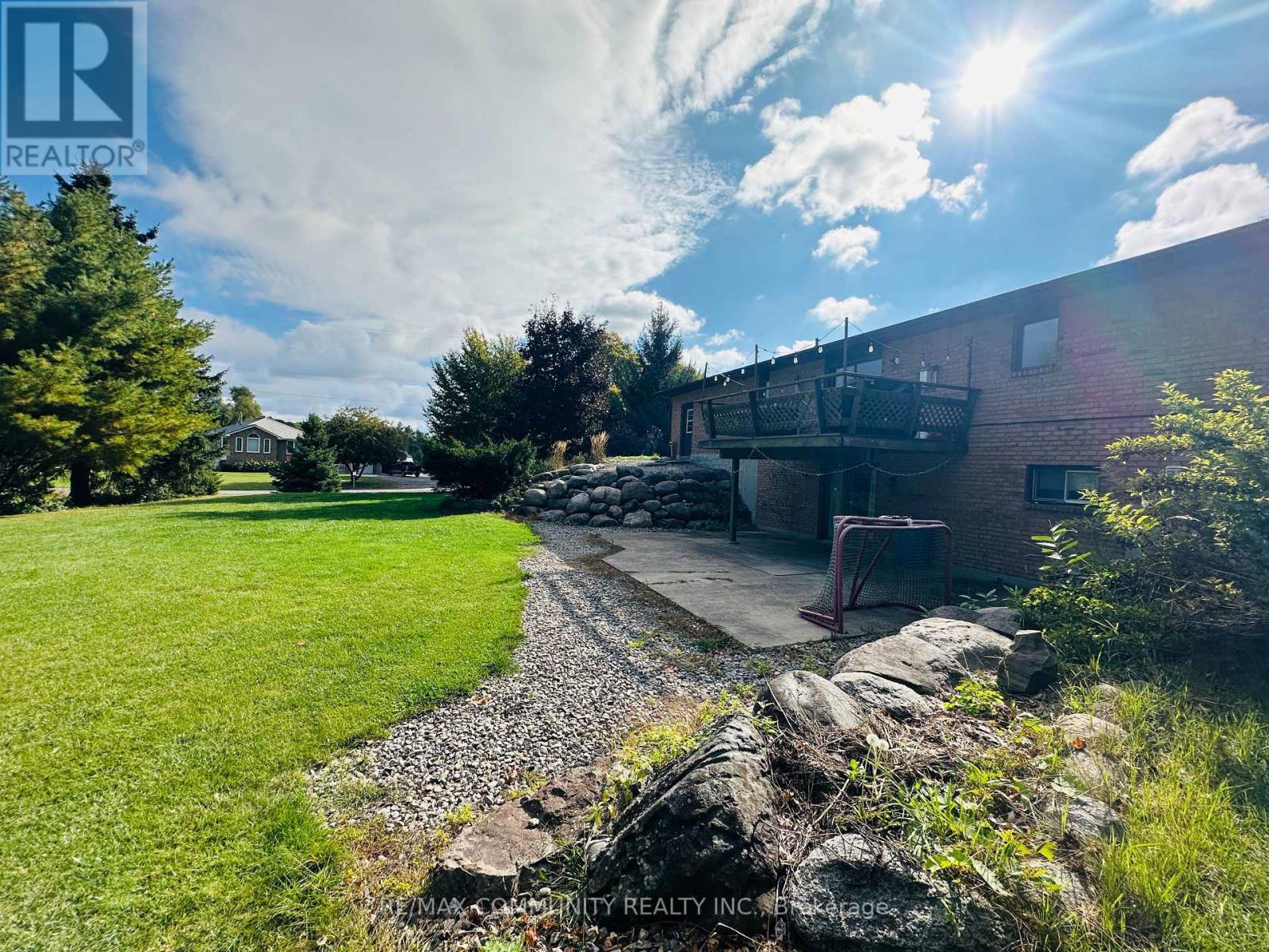 214 Helyer Road, Quinte West, Ontario  K8V 5P4 - Photo 7 - X12490744