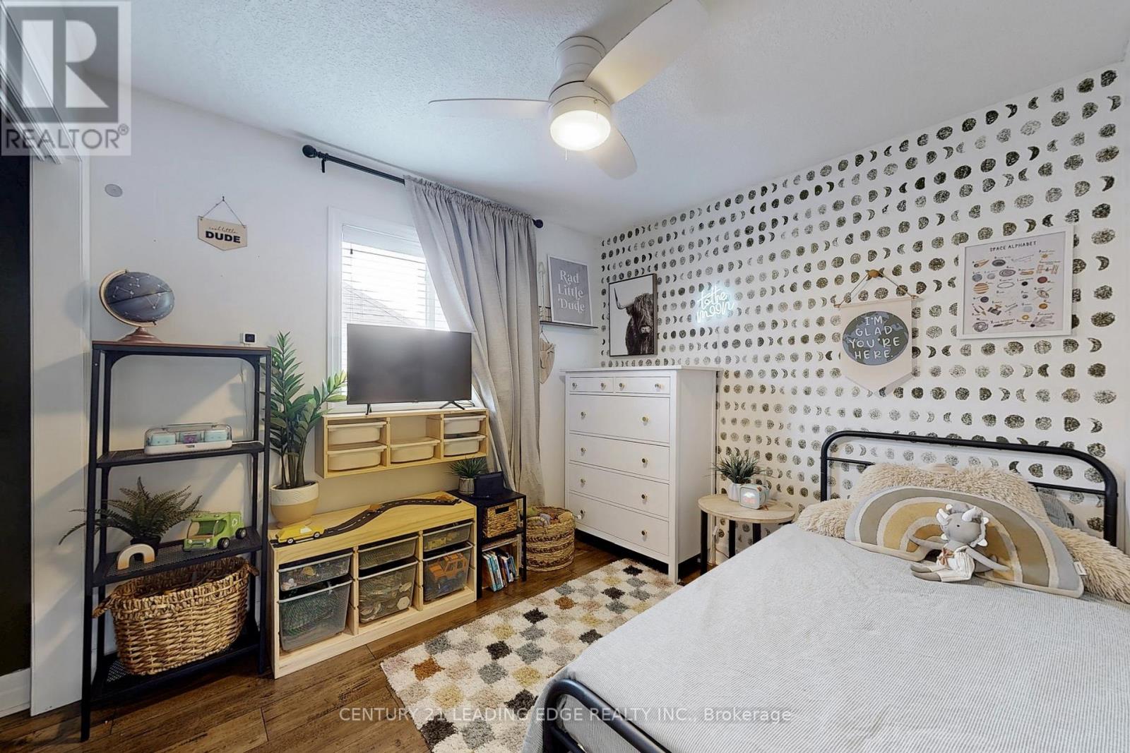 277 Watervale Crescent, Kitchener, Ontario  N2A 0G7 - Photo 26 - X12454833