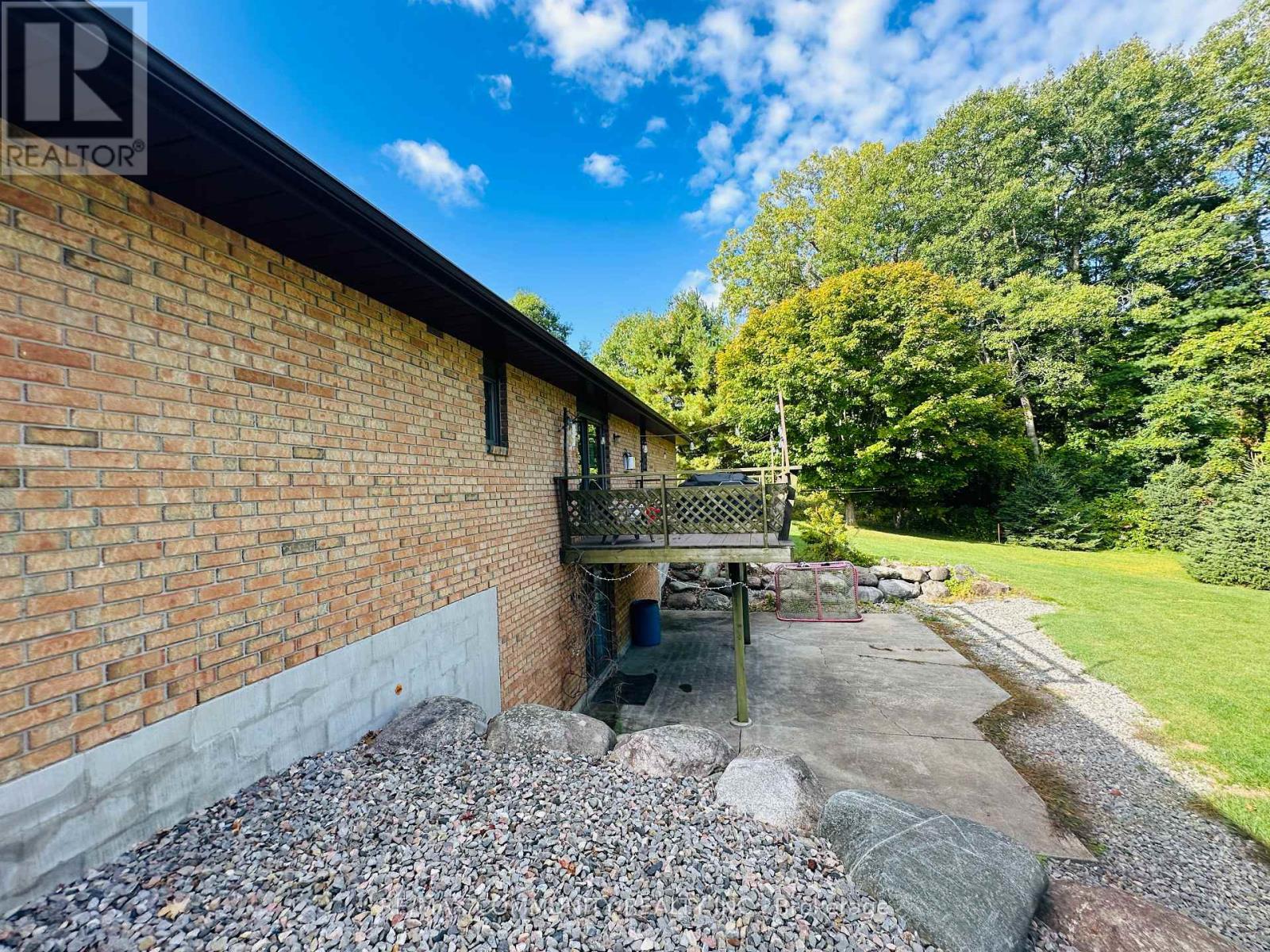 214 Helyer Road, Quinte West, Ontario  K8V 5P4 - Photo 10 - X12490744