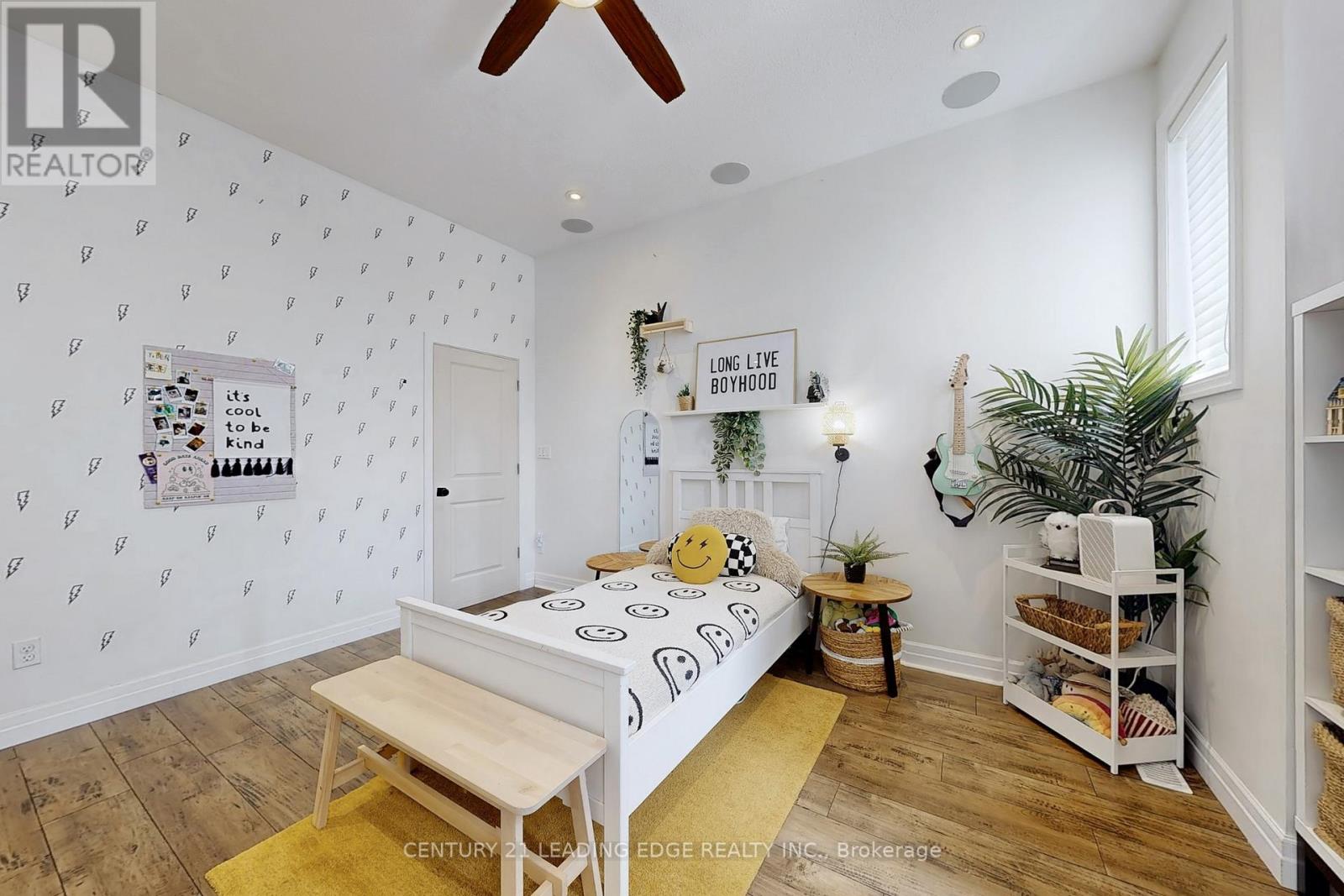 277 Watervale Crescent, Kitchener, Ontario  N2A 0G7 - Photo 20 - X12454833