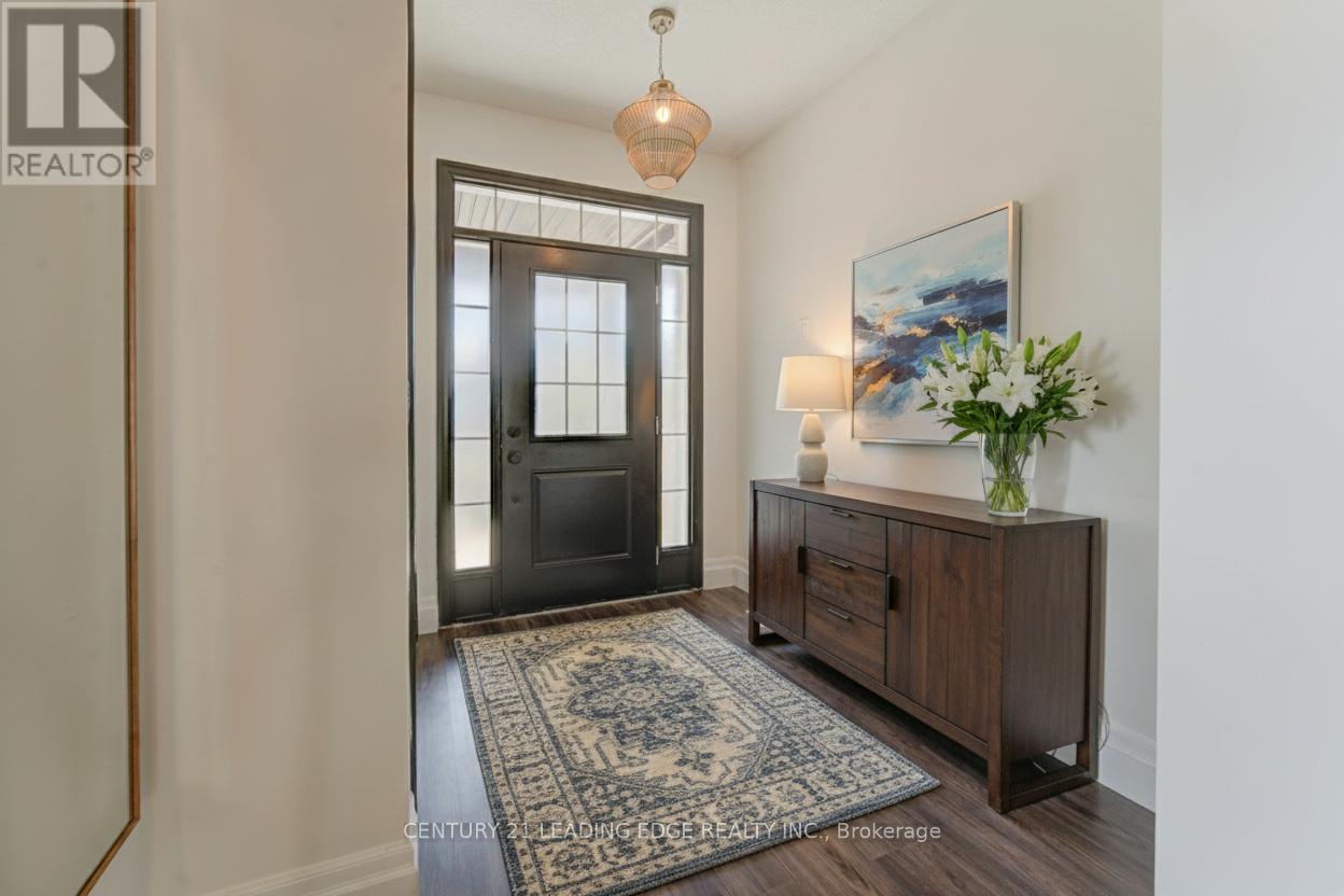 277 Watervale Crescent, Kitchener, Ontario  N2A 0G7 - Photo 3 - X12454833