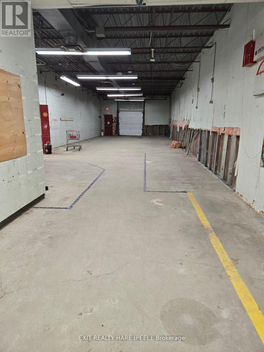 1780 Wharncliffe Road S, London South, Ontario  N6L 1K1 - Photo 10 - X12496248