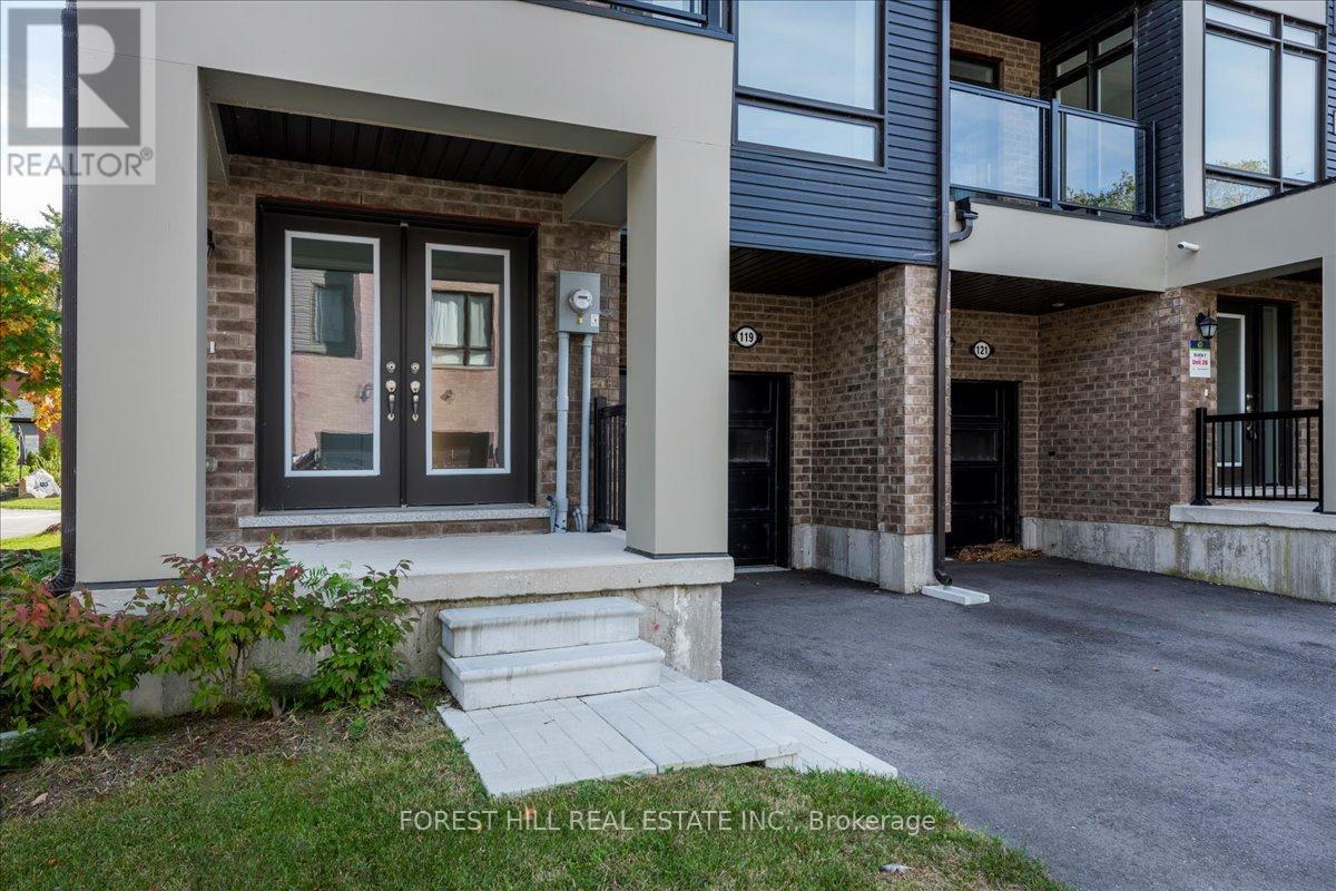 119 Marina Village Drive, Georgian Bay (Baxter), Ontario  L0K 1S0 - Photo 2 - X12496350