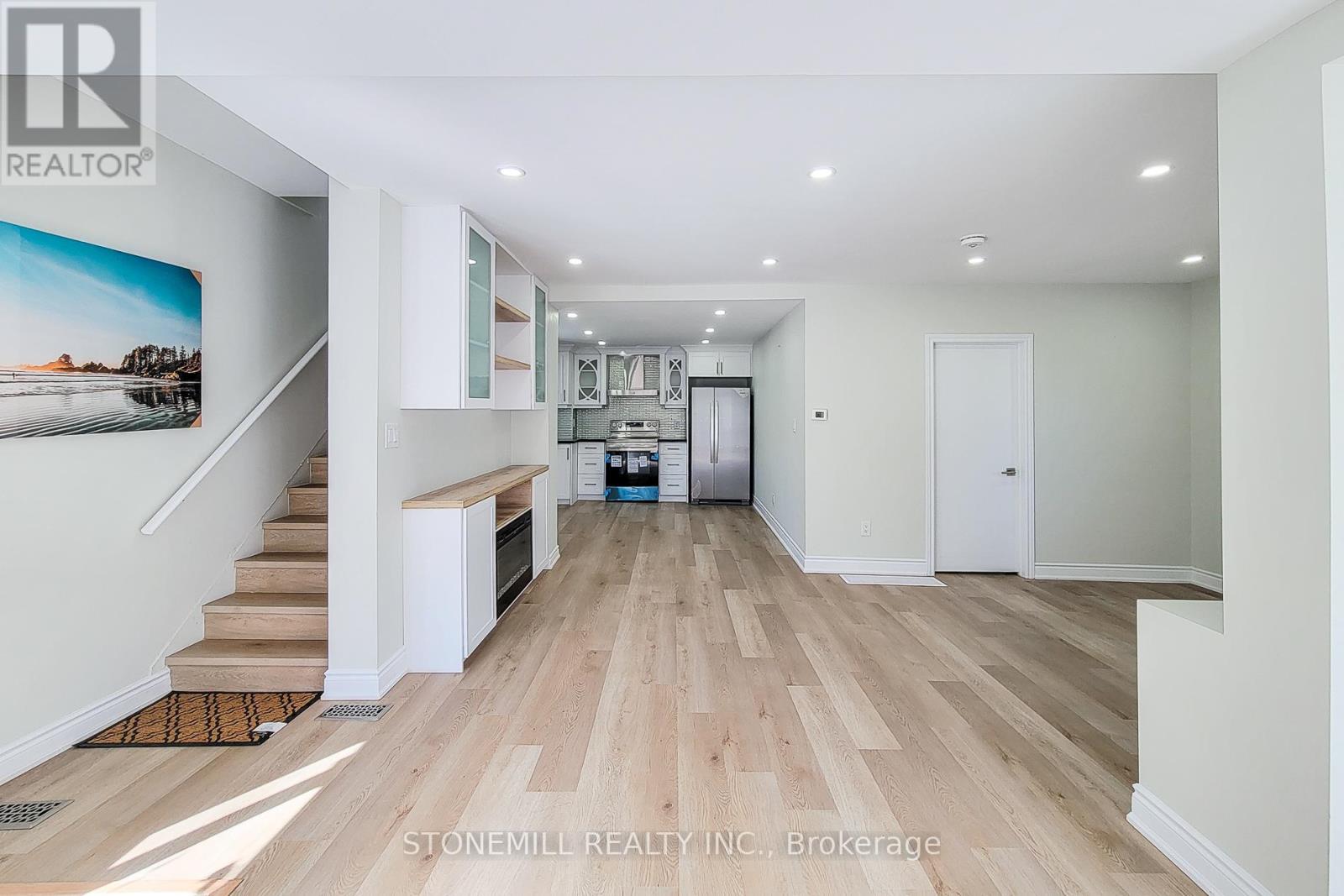 727 College Avenue, Woodstock, Ontario  N4S 2C7 - Photo 26 - X12496362