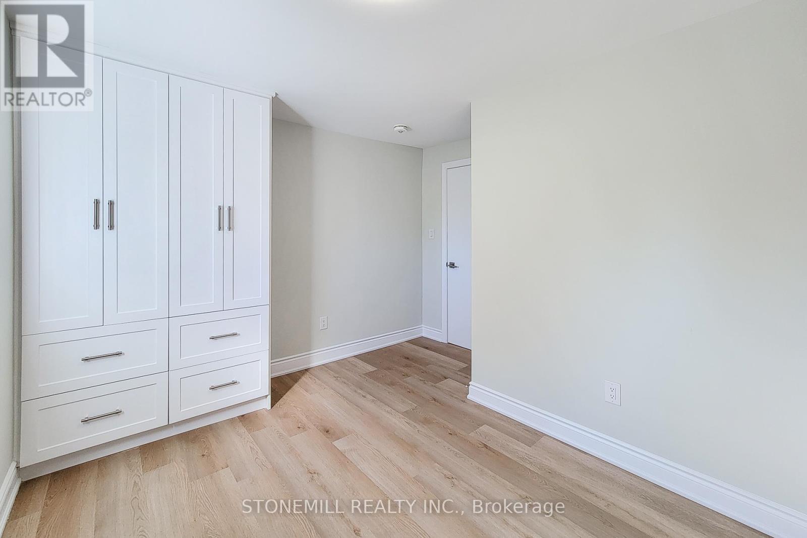 727 College Avenue, Woodstock, Ontario  N4S 2C7 - Photo 39 - X12496362