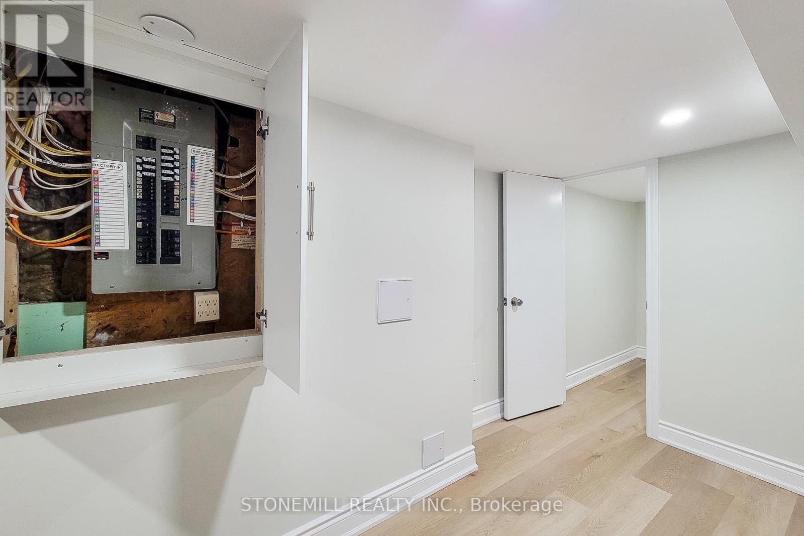 727 College Avenue, Woodstock, Ontario  N4S 2C7 - Photo 49 - X12496362