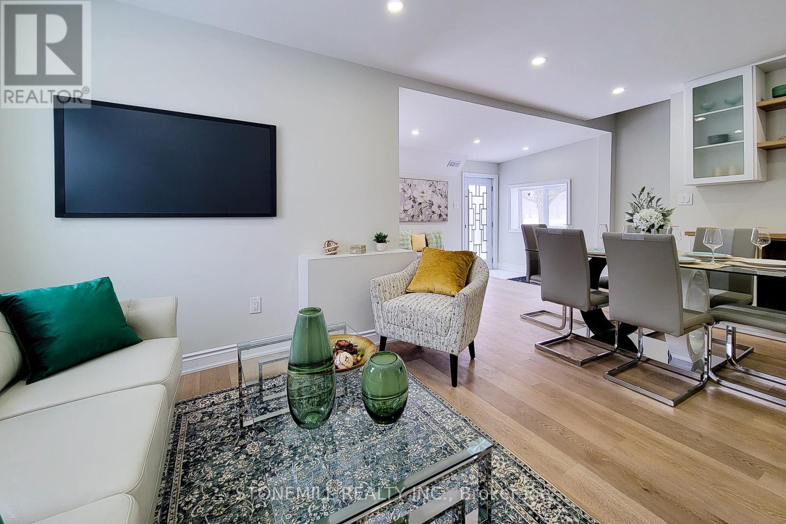 727 College Avenue, Woodstock, Ontario  N4S 2C7 - Photo 8 - X12496362