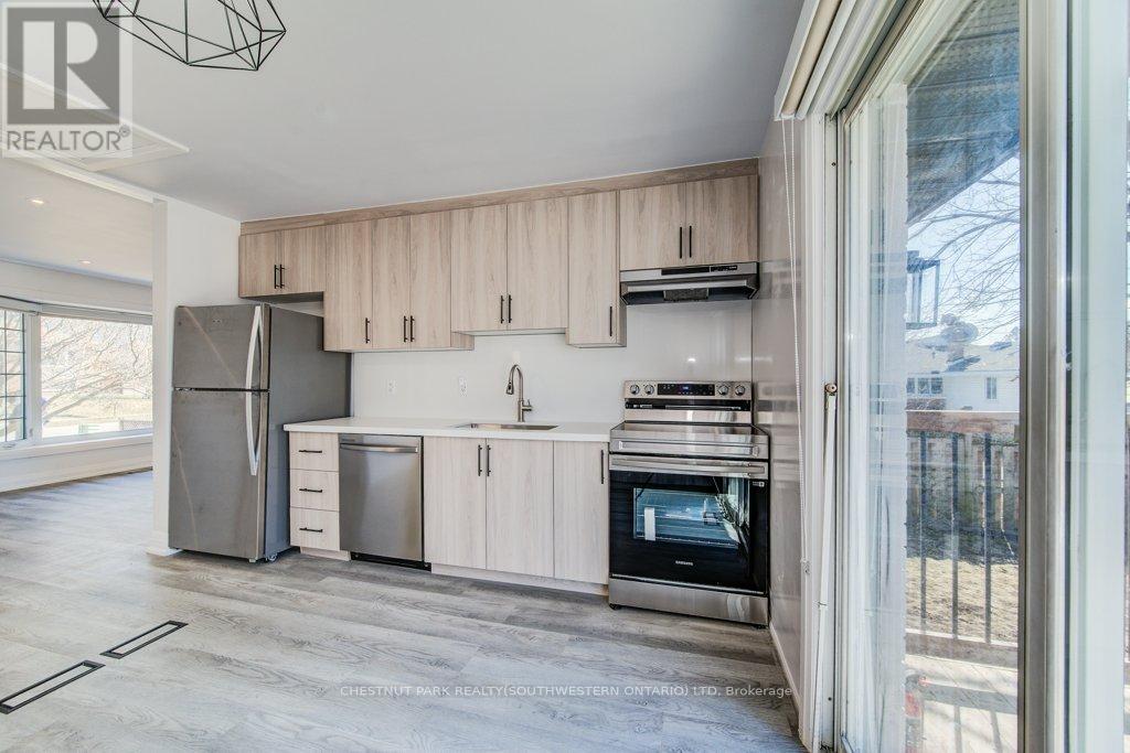 88 Woodhaven Road, Kitchener, Ontario  N2C 1V1 - Photo 13 - X12496388