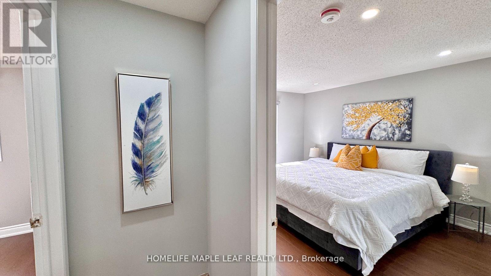 42 Newbury Drive, Kitchener, Ontario  N2N 2X6 - Photo 31 - X12496414