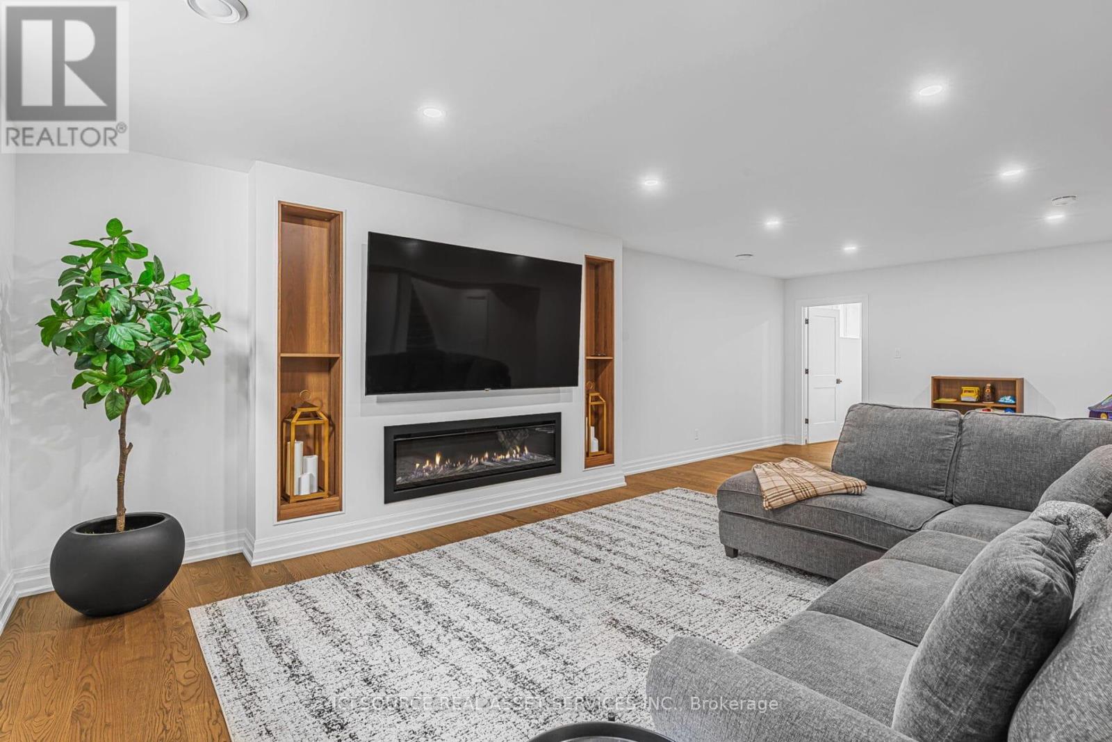 7 Fedorkow Lane, Niagara-On-The-Lake, Ontario  L0S 1J1 - Photo 25 - X12496428