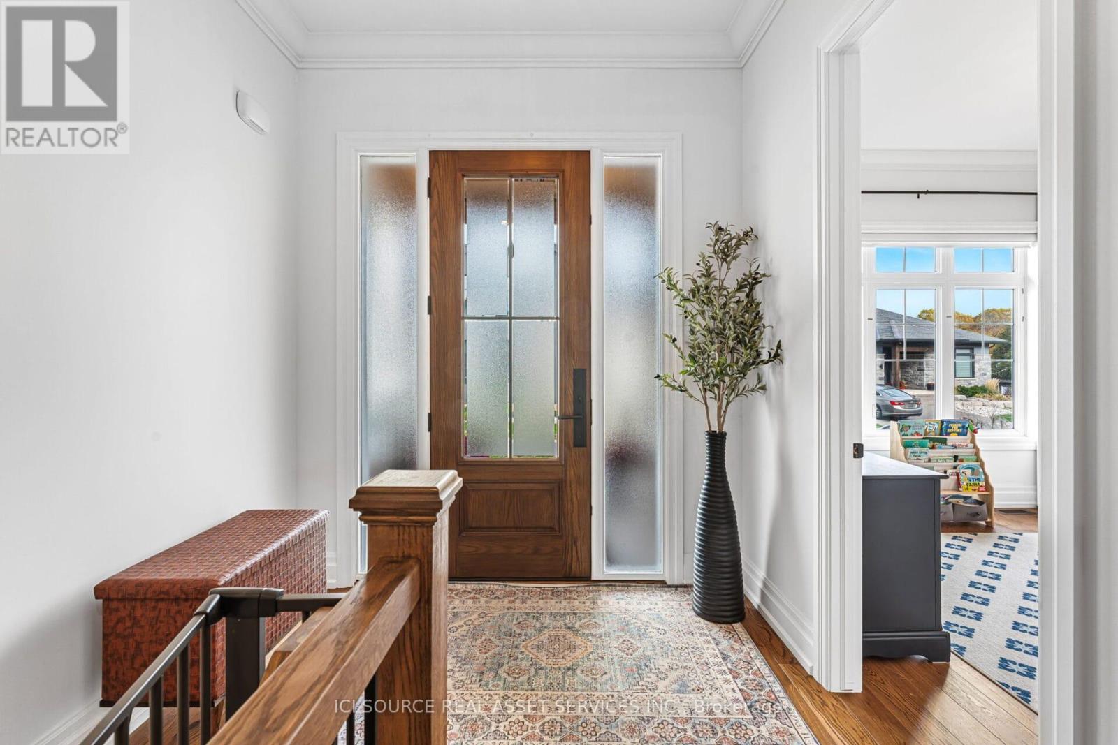 7 Fedorkow Lane, Niagara-On-The-Lake, Ontario  L0S 1J1 - Photo 3 - X12496428