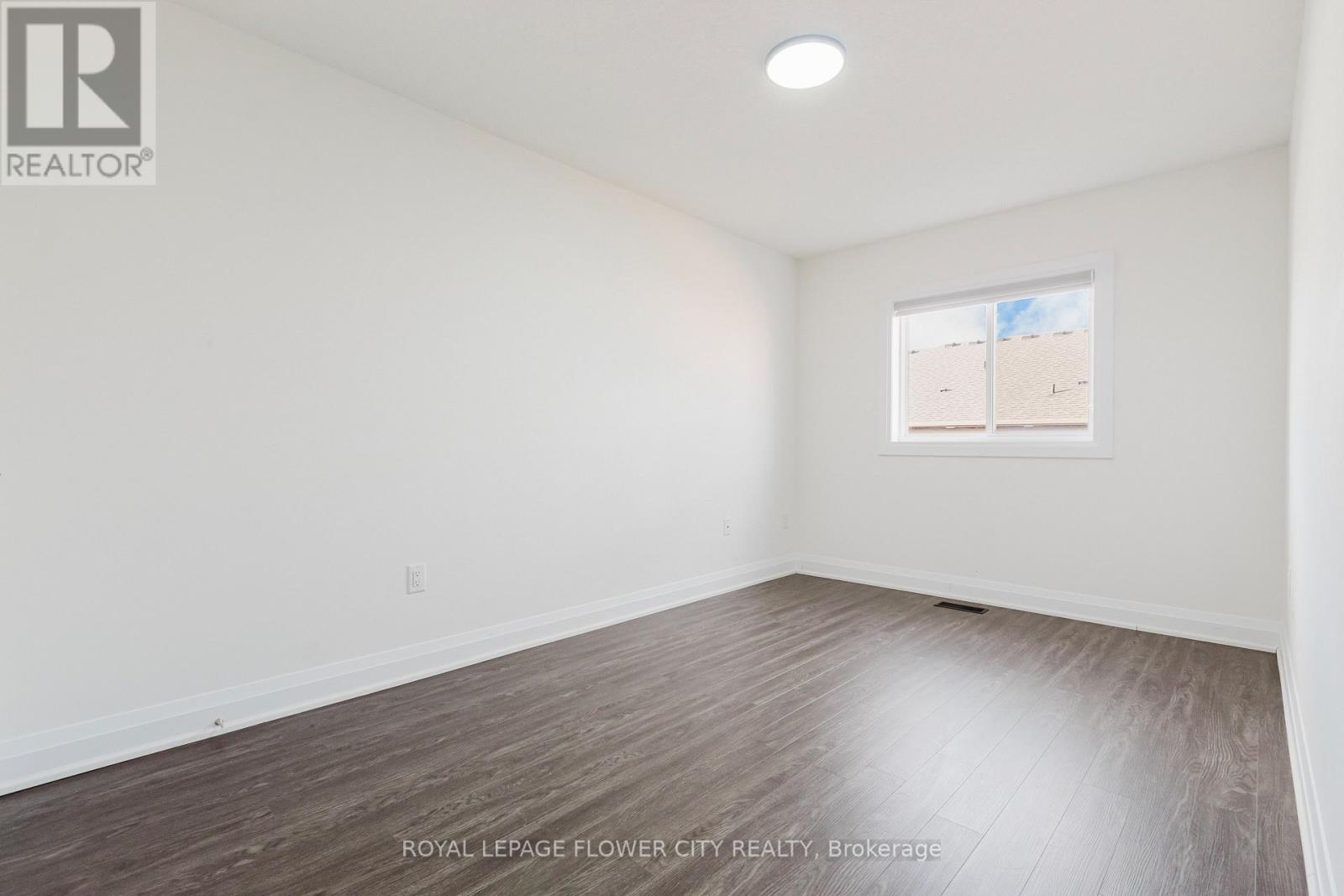 40 Dayman Drive, Hamilton, Ontario  L9K 0J9 - Photo 32 - X12496432