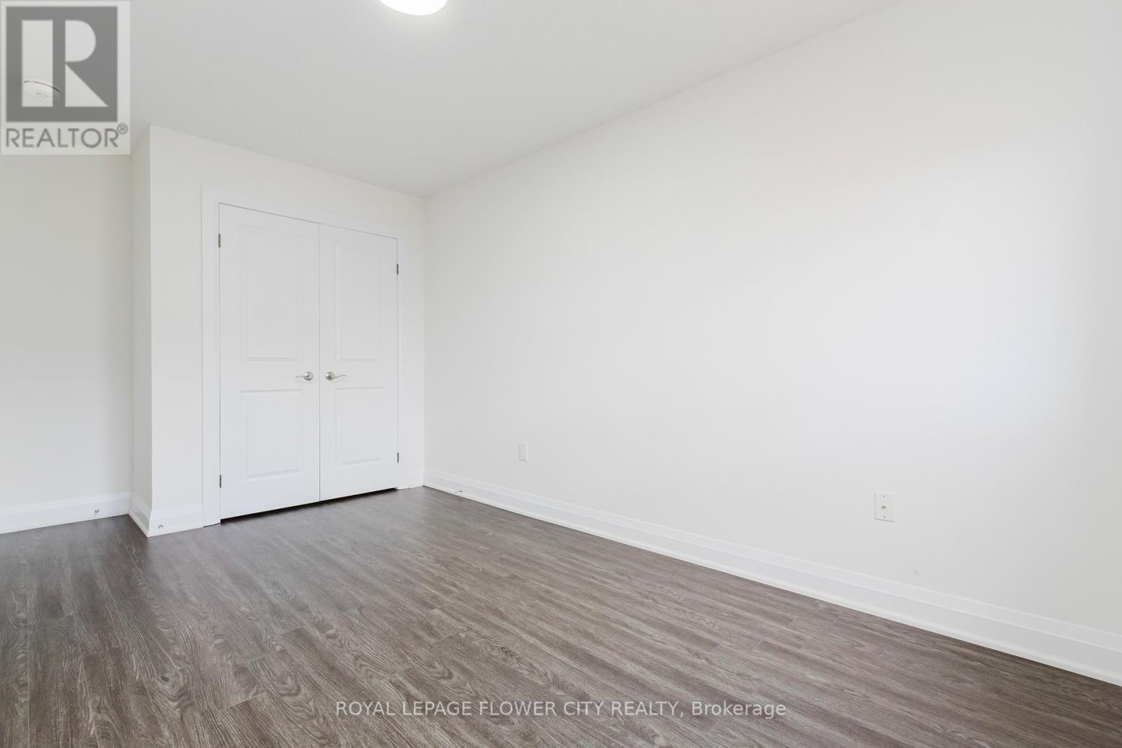 40 Dayman Drive, Hamilton, Ontario  L9K 0J9 - Photo 35 - X12496432