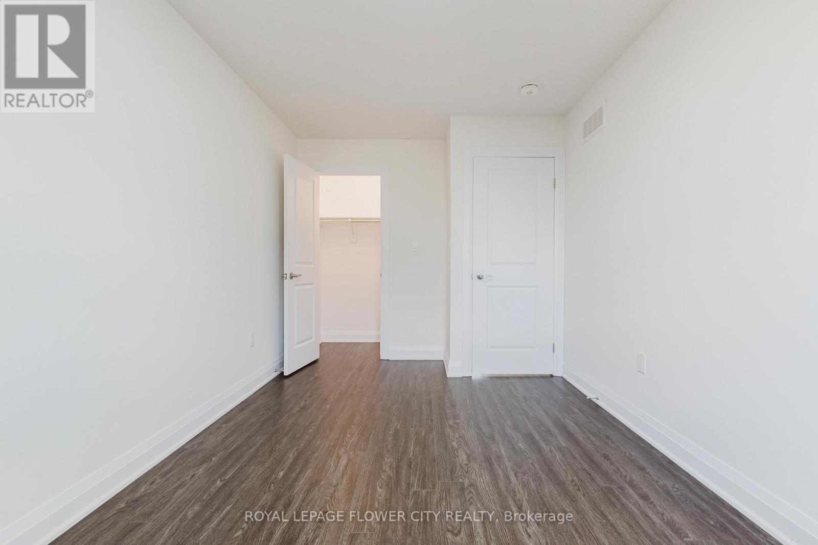 40 Dayman Drive, Hamilton, Ontario  L9K 0J9 - Photo 38 - X12496432