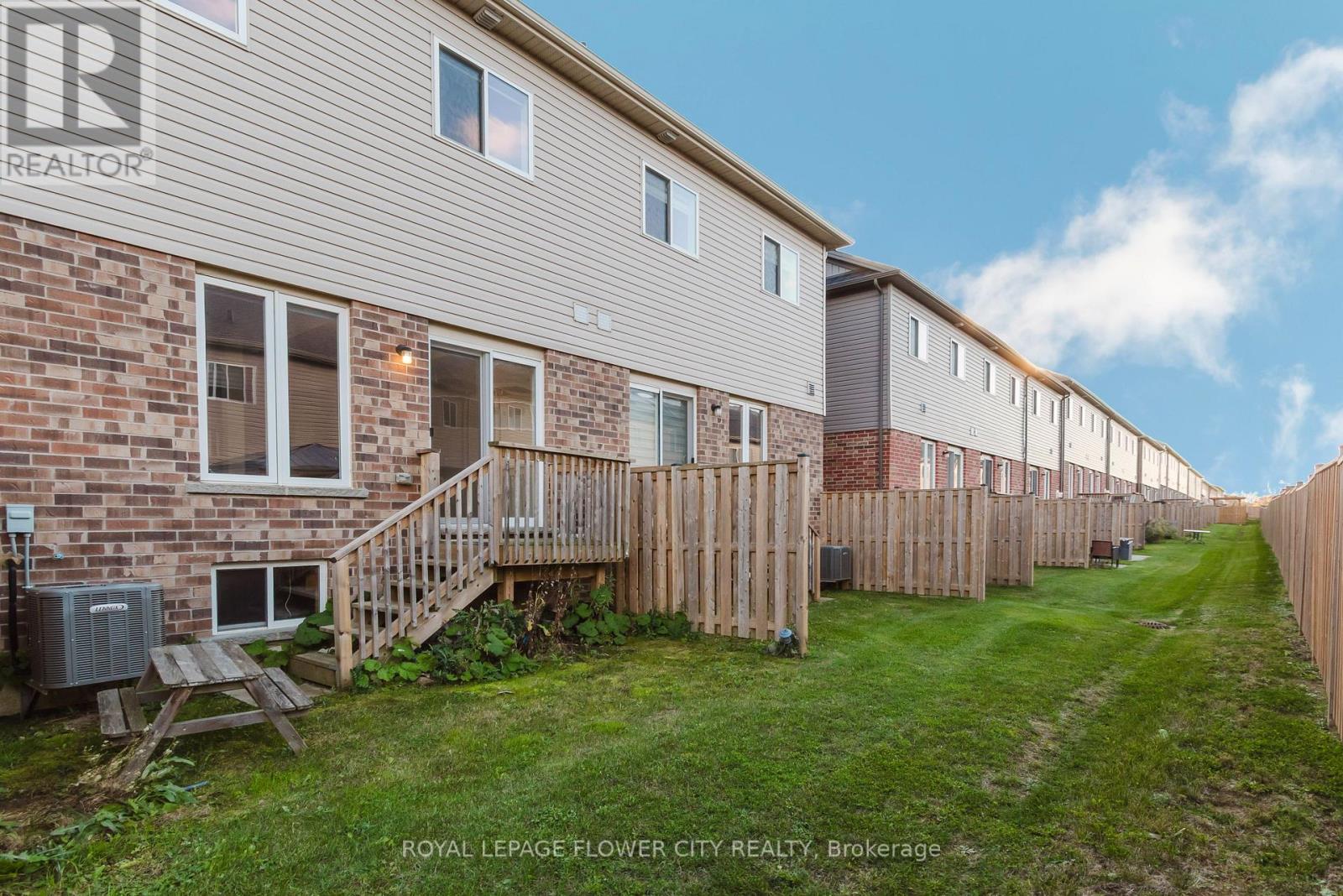 40 Dayman Drive, Hamilton, Ontario  L9K 0J9 - Photo 48 - X12496432