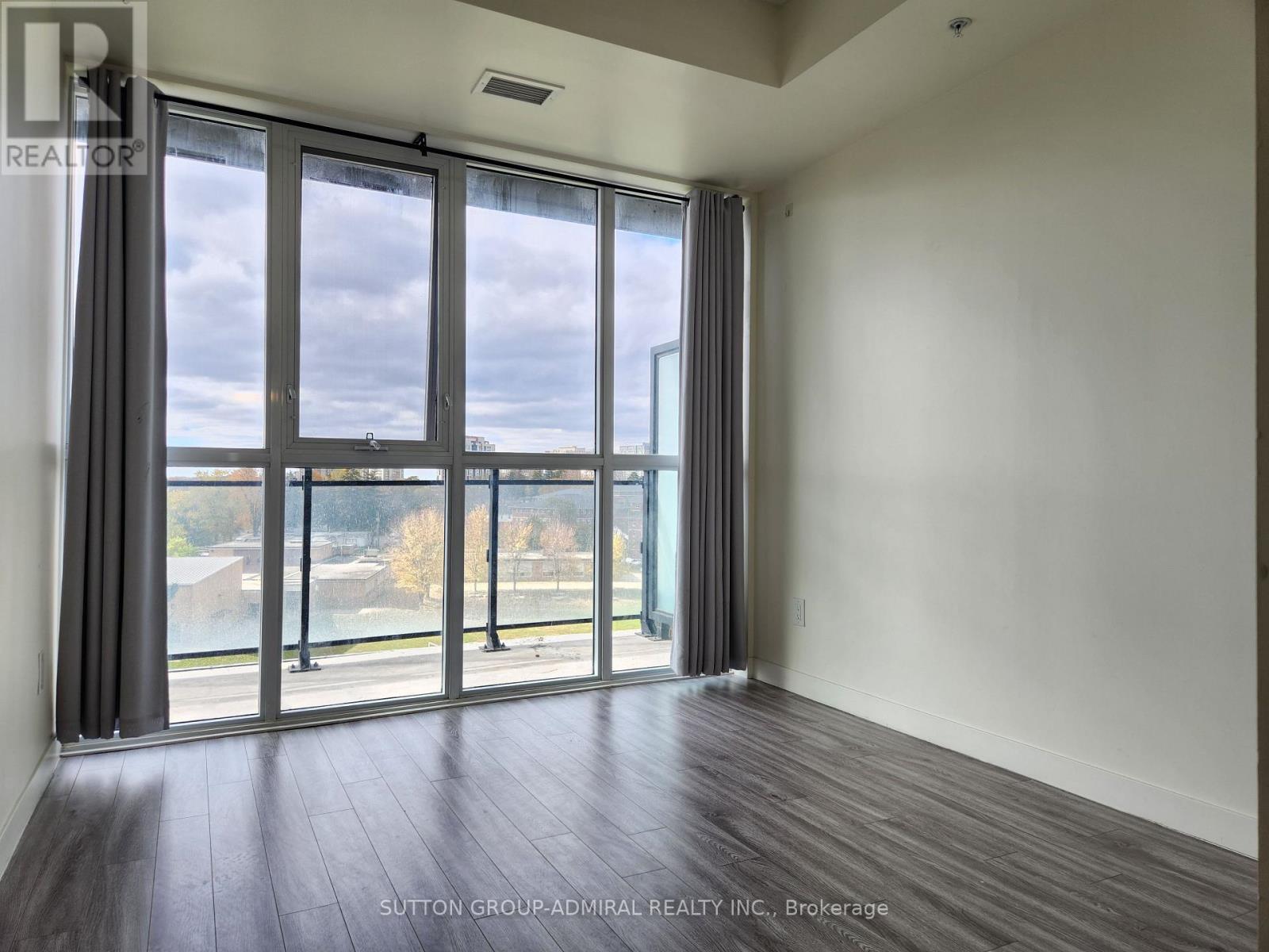 806 - 128 King Street N, Waterloo, Ontario  N2J 0E9 - Photo 9 - X12496502