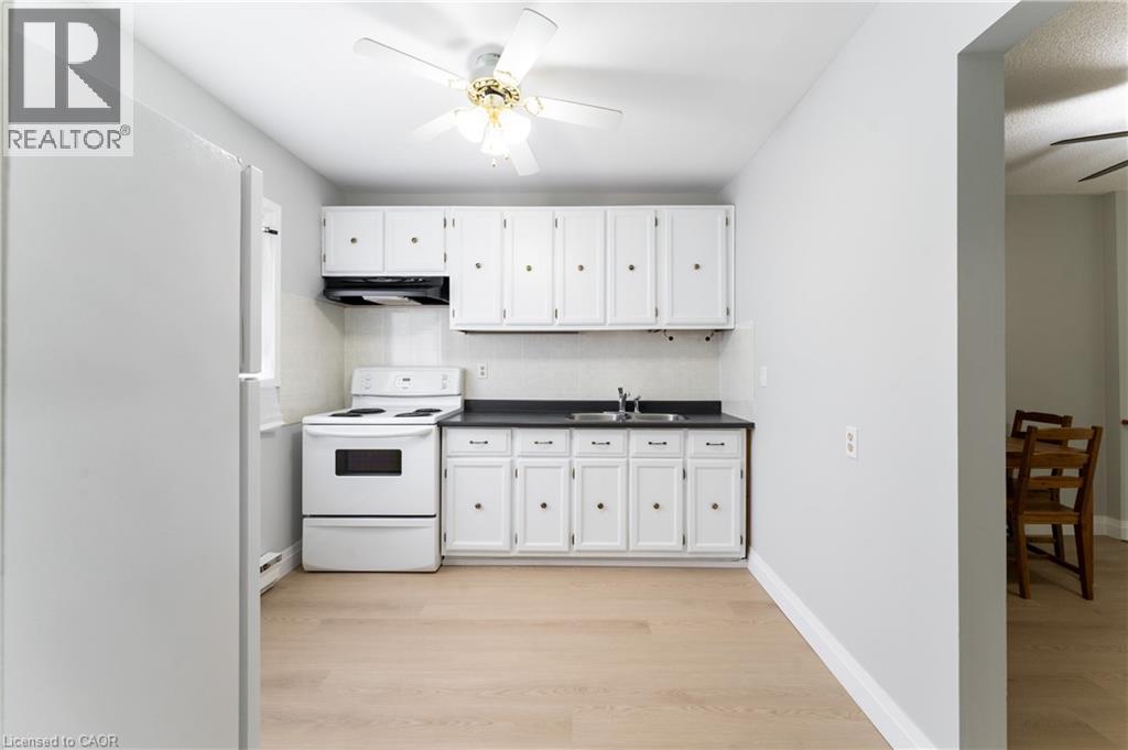 2050 Upper Middle Road Unit# 165, Burlington, Ontario  L7P 3R9 - Photo 11 - 40784677