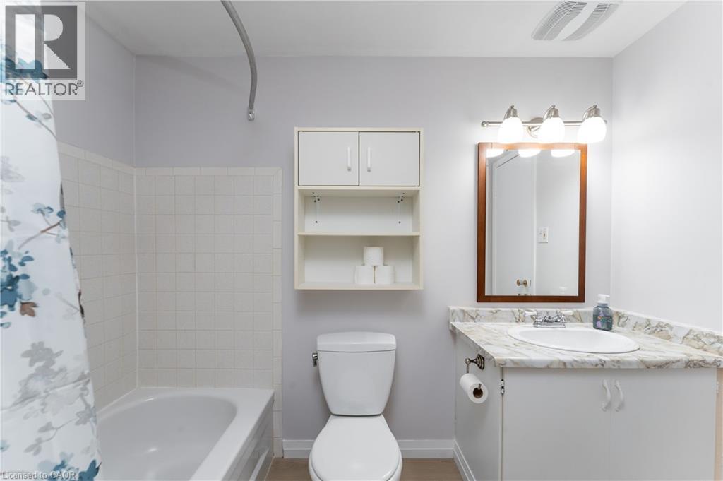 2050 Upper Middle Road Unit# 165, Burlington, Ontario  L7P 3R9 - Photo 23 - 40784677