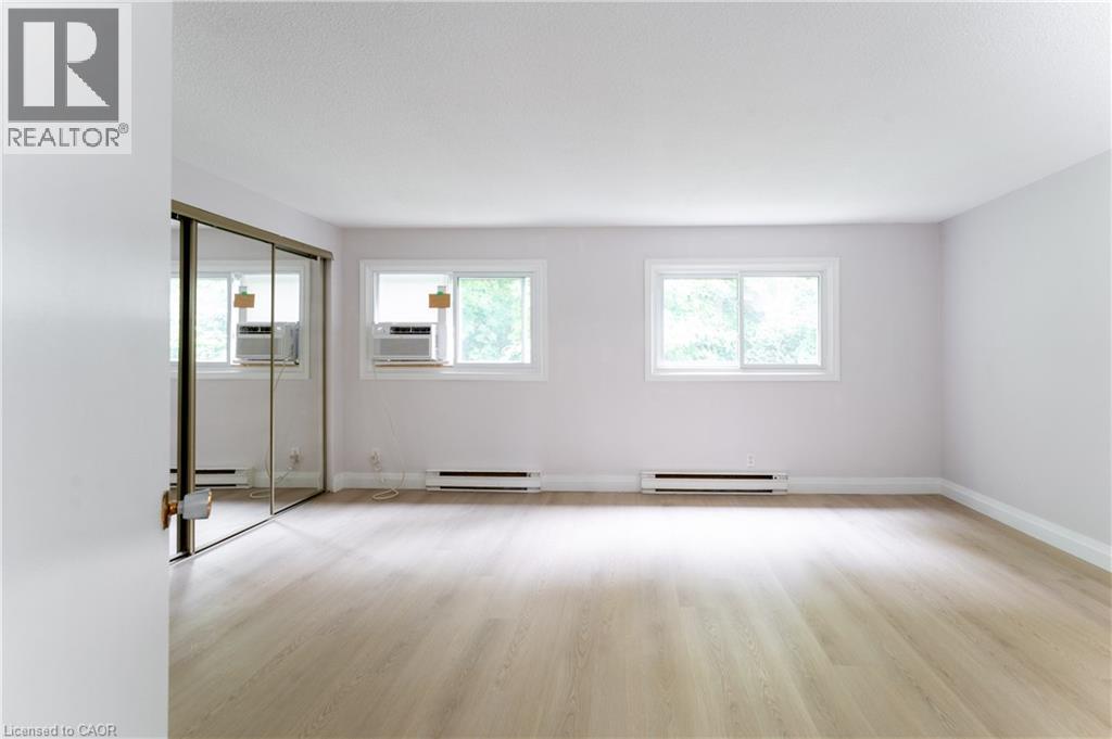 2050 Upper Middle Road Unit# 165, Burlington, Ontario  L7P 3R9 - Photo 24 - 40784677