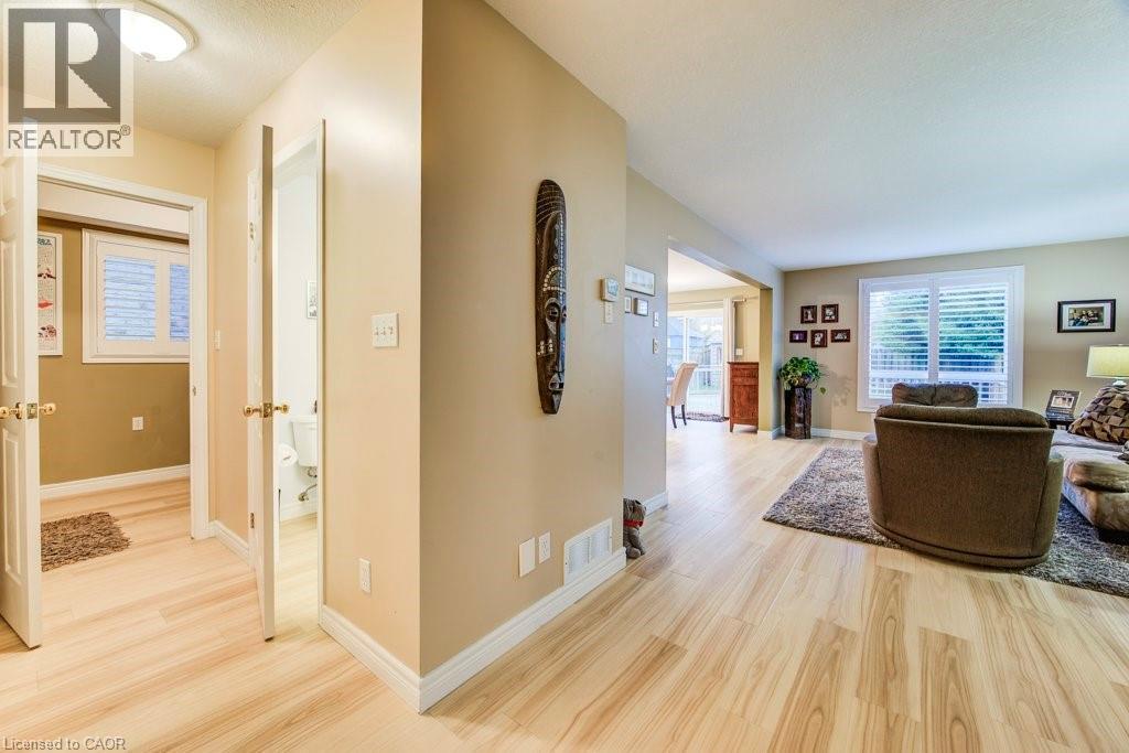 678 Interlaken Drive, Waterloo, Ontario  N2T 2Y5 - Photo 6 - 40784195
