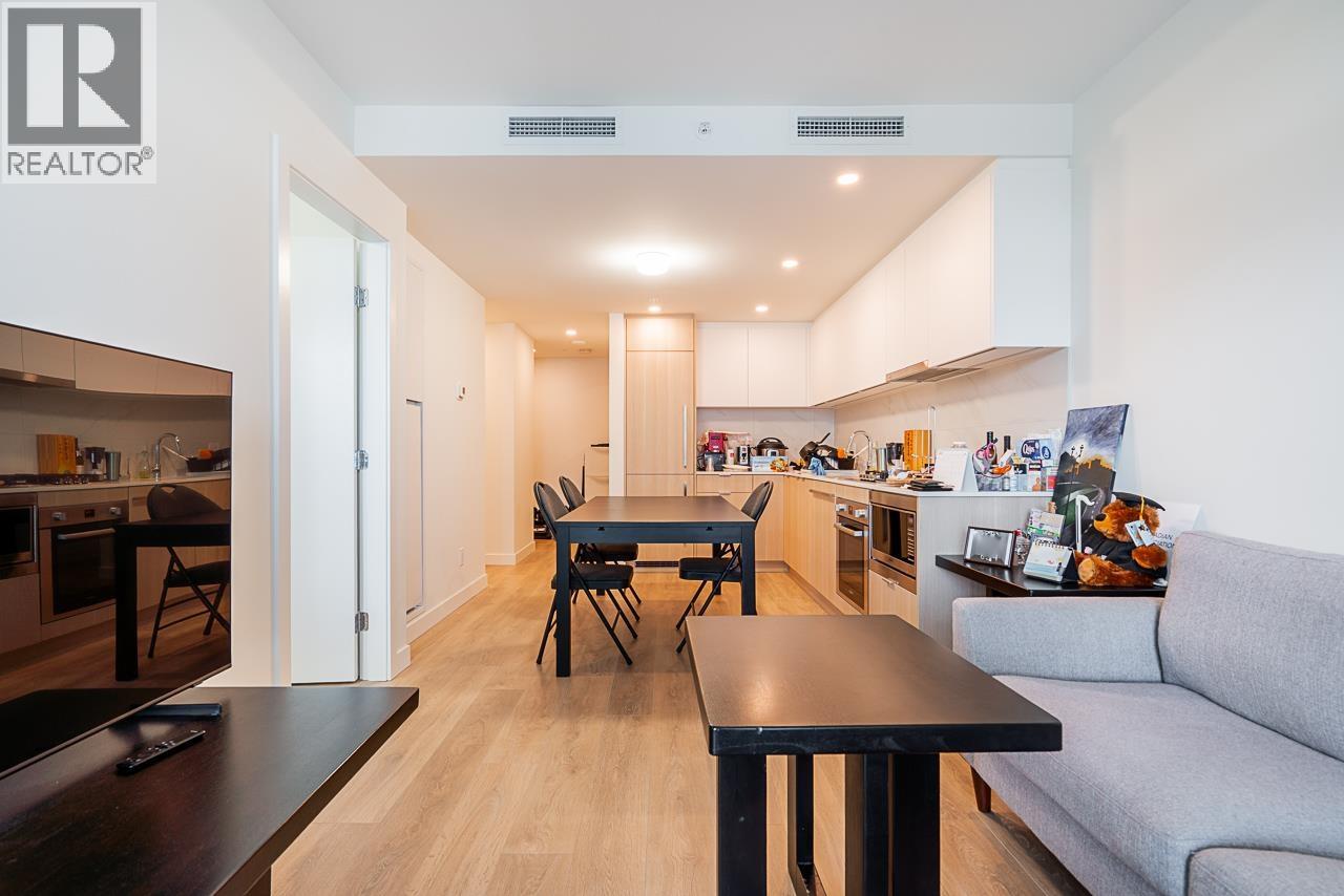 1306 308 Alderson Avenue, Coquitlam, British Columbia  V3K 0J2 - Photo 3 - R3063590