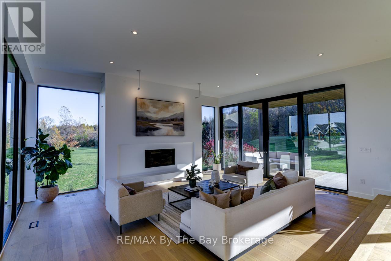 18 Raintree Court, Clearview, Ontario  L9Y 0K2 - Photo 15 - S12496616