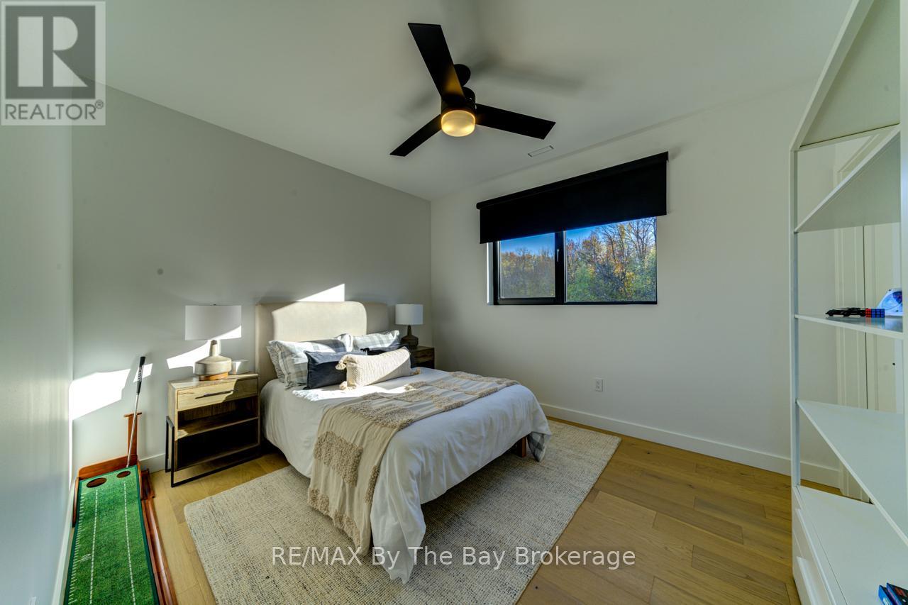 18 Raintree Court, Clearview, Ontario  L9Y 0K2 - Photo 21 - S12496616