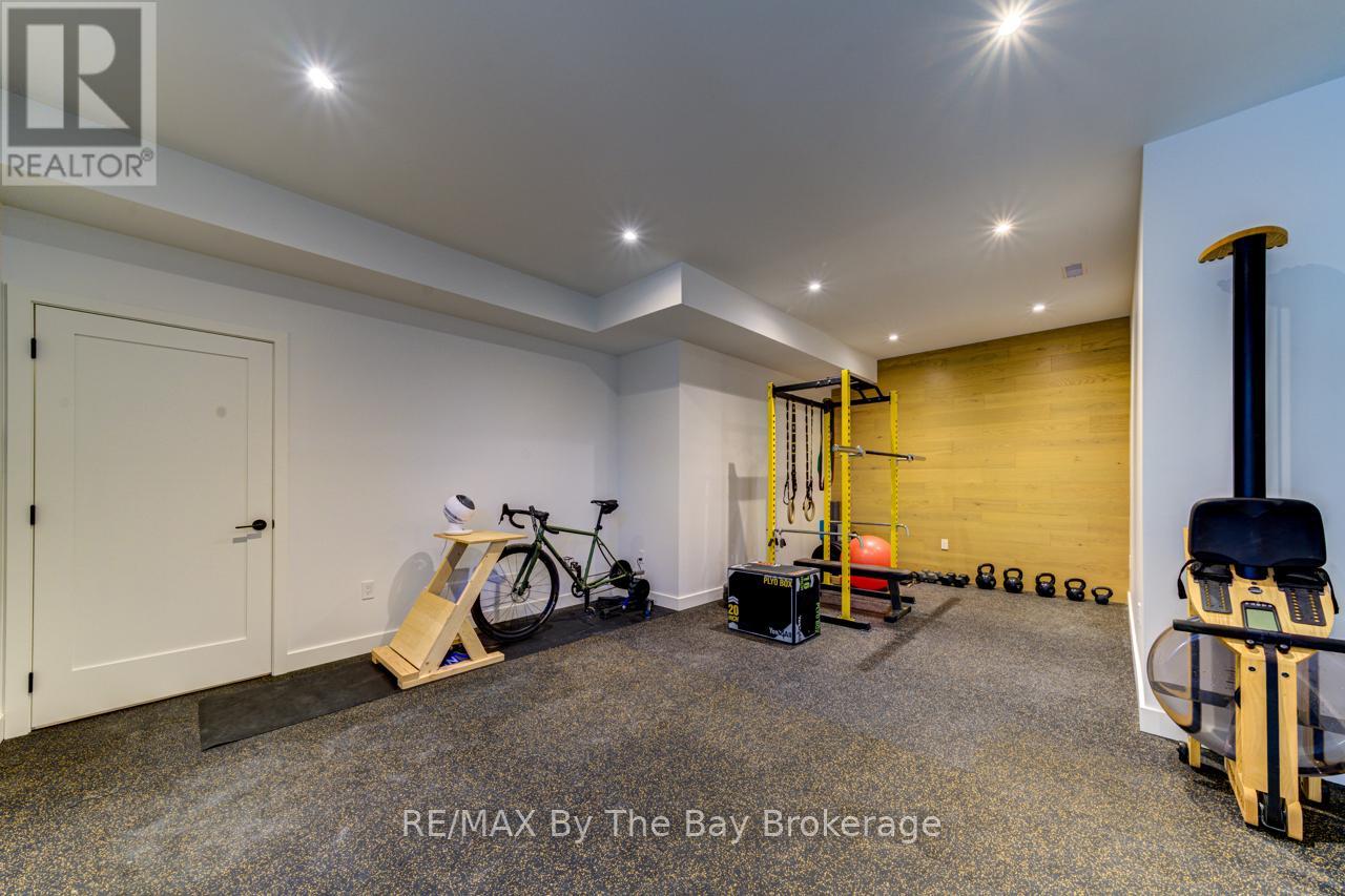 18 Raintree Court, Clearview, Ontario  L9Y 0K2 - Photo 31 - S12496616