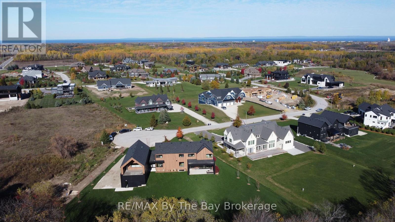 18 Raintree Court, Clearview, Ontario  L9Y 0K2 - Photo 45 - S12496616