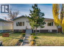 1113 Child Avenue NE Renfrew