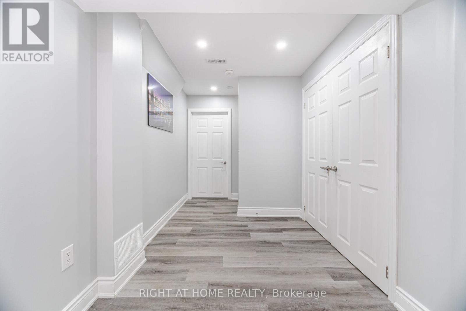 1190 Mceachern Court, Milton, Ontario  L9E 1E5 - Photo 40 - W12441397