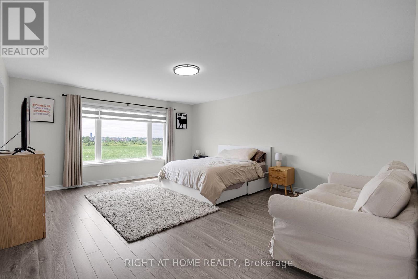 849 Aspen Terrace, Milton, Ontario  L9E 1S2 - Photo 18 - W12434216