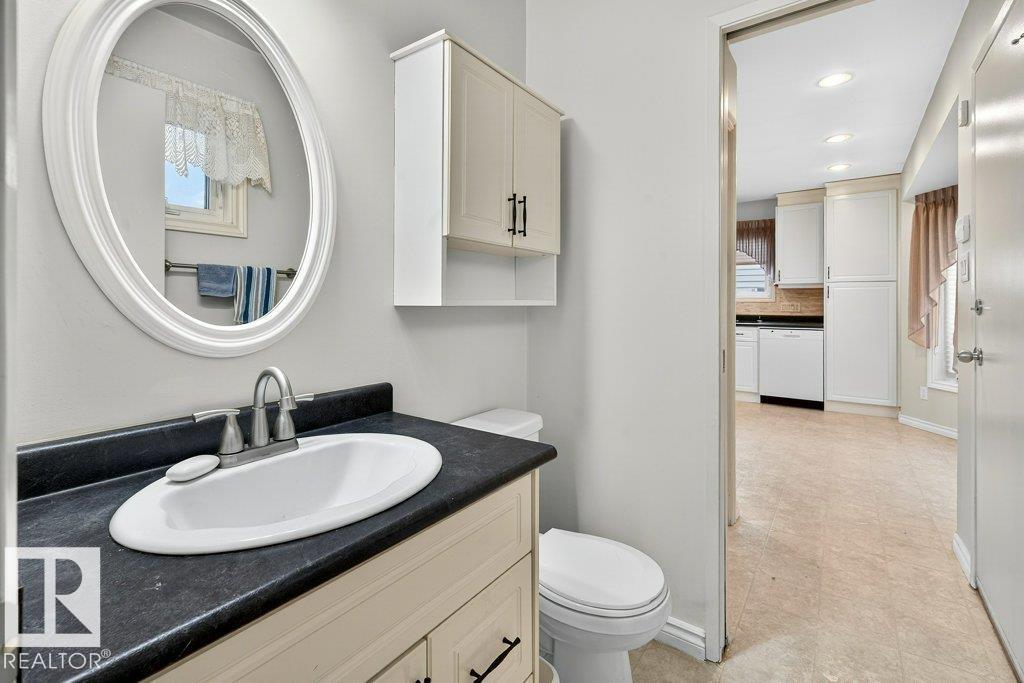 16323 99 St Nw Nw, Edmonton, Alberta  T5X 5J1 - Photo 19 - E4464228